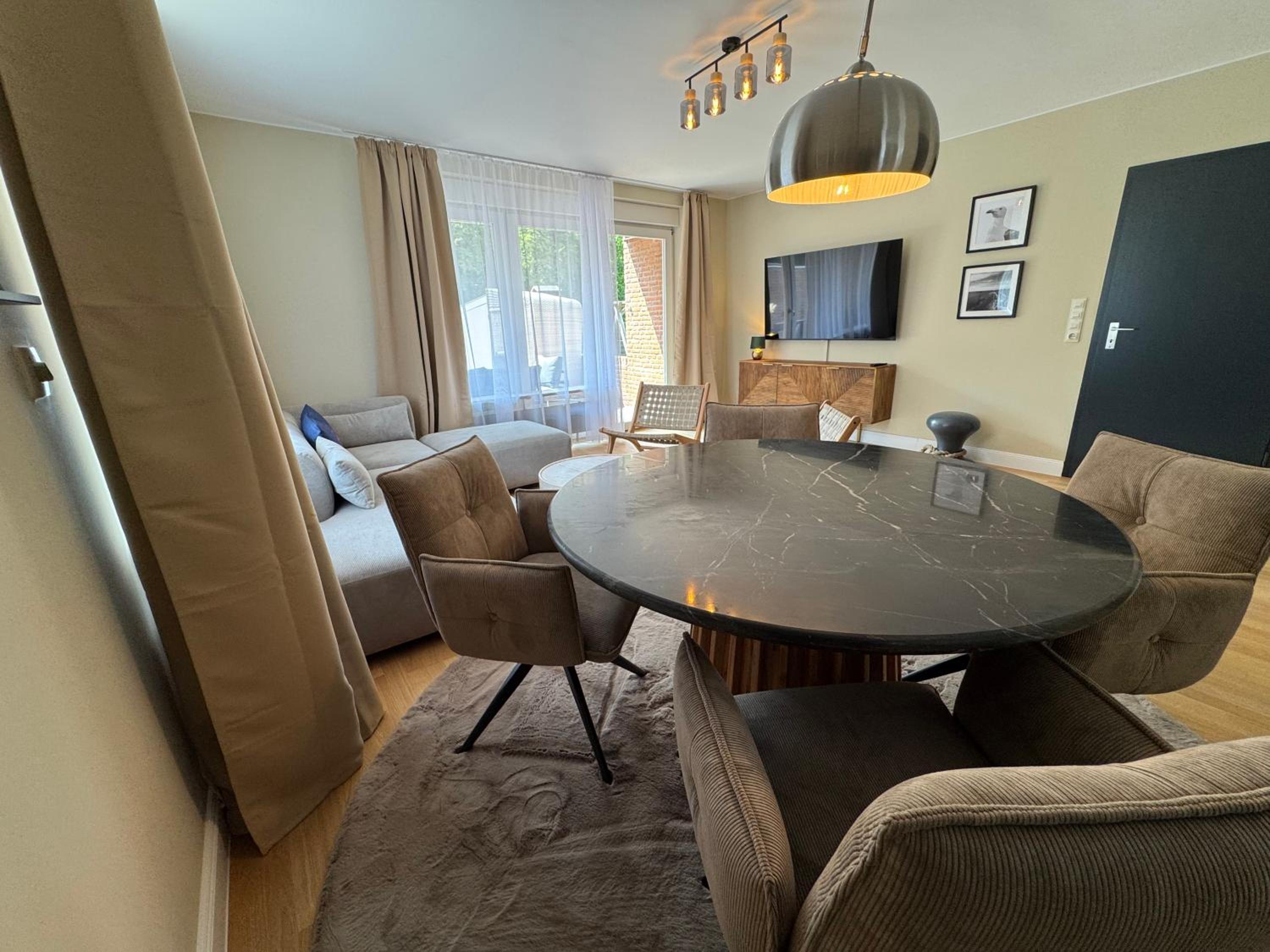 Suite with Garden View