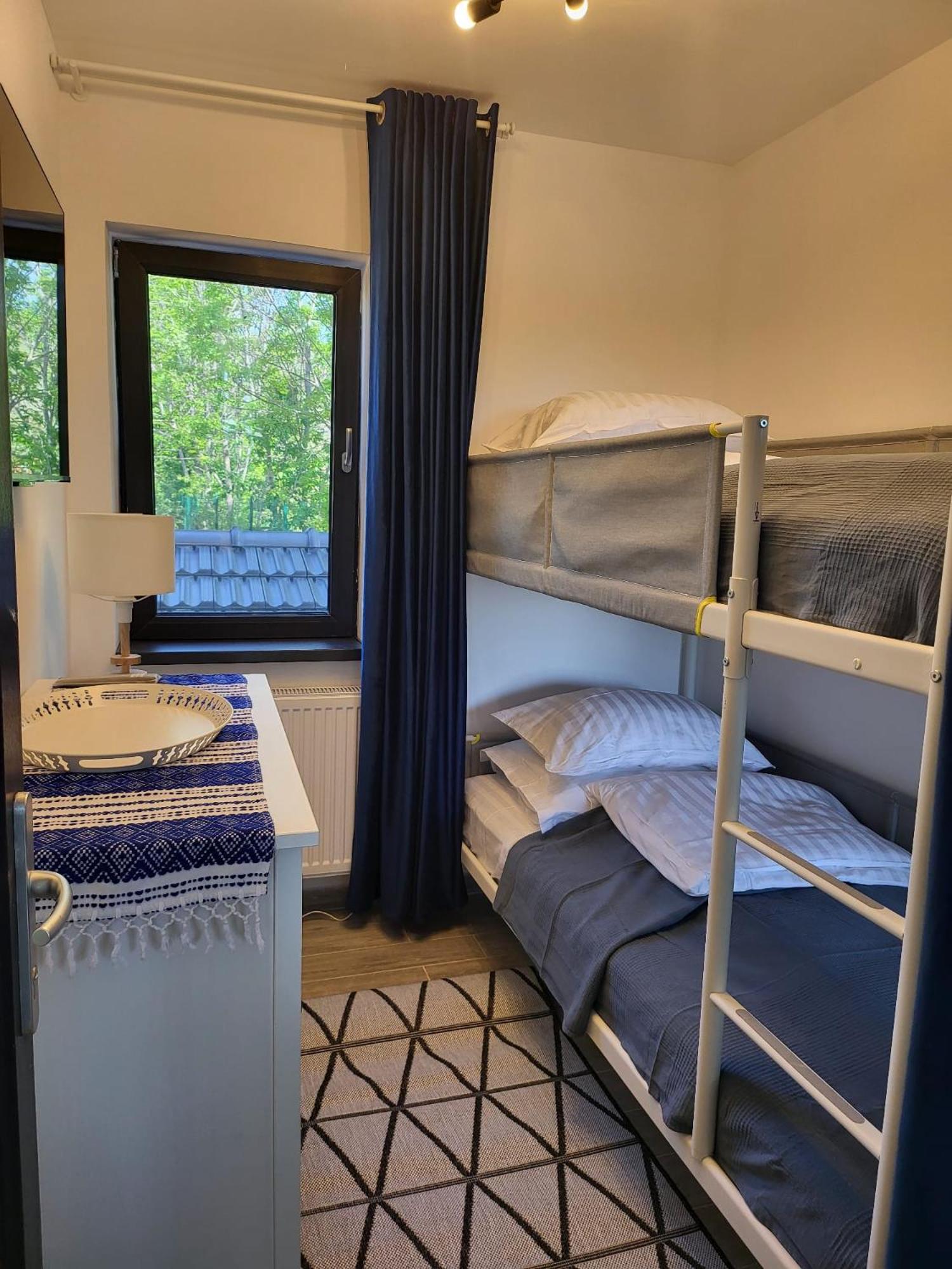 Twin Room - Photo 4