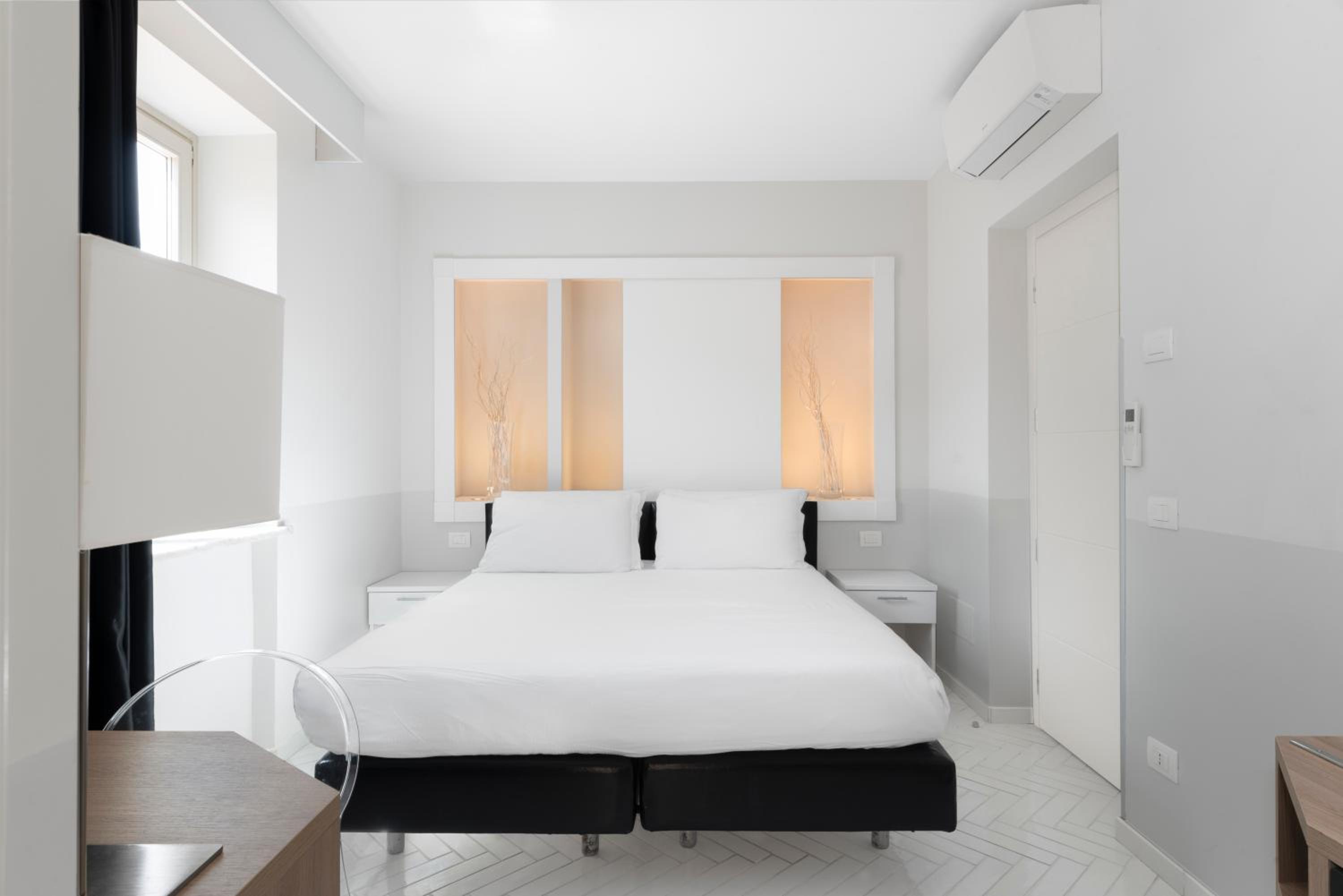 Standard Double or Twin Room photo 1