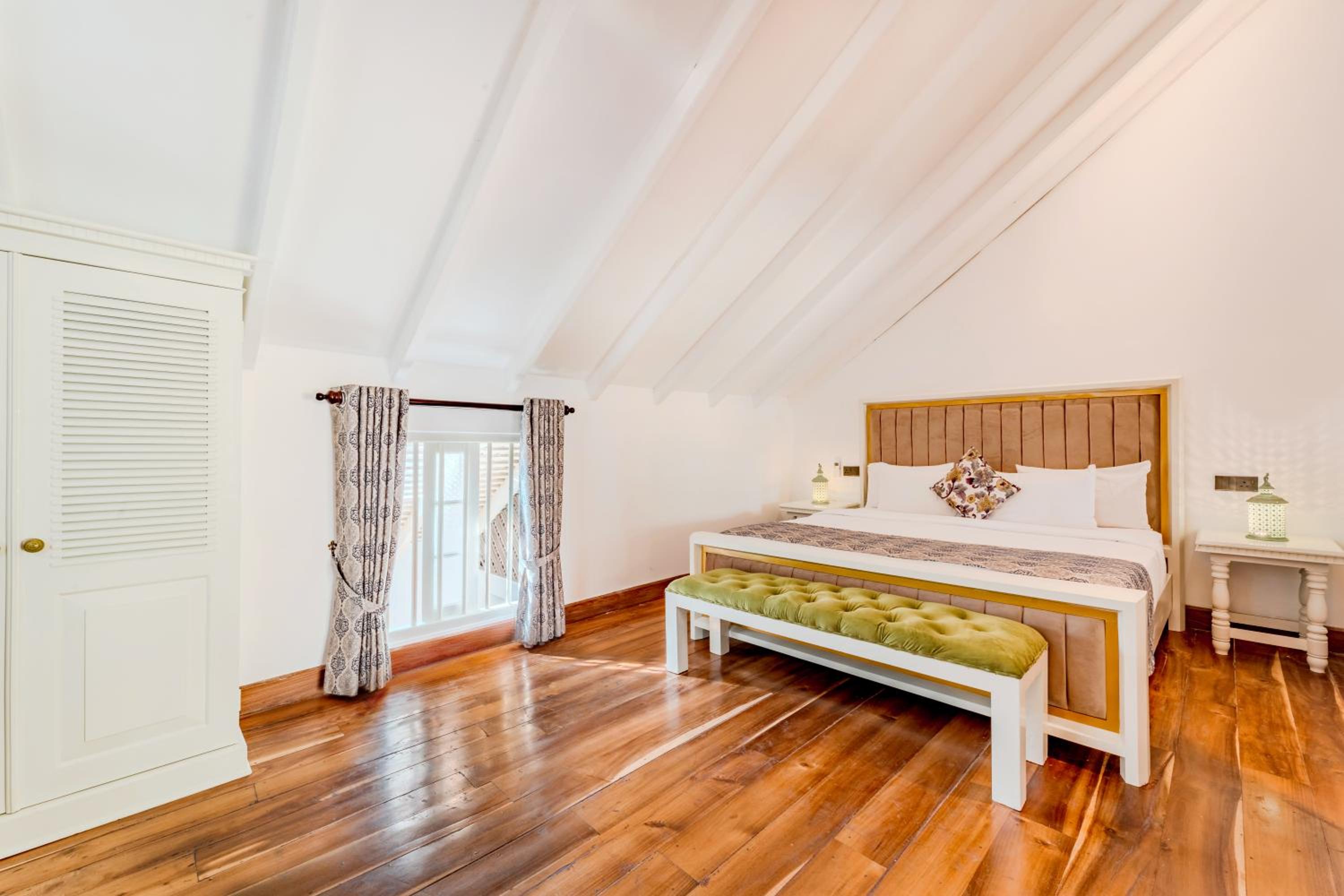 Deluxe Queen Room photo 3