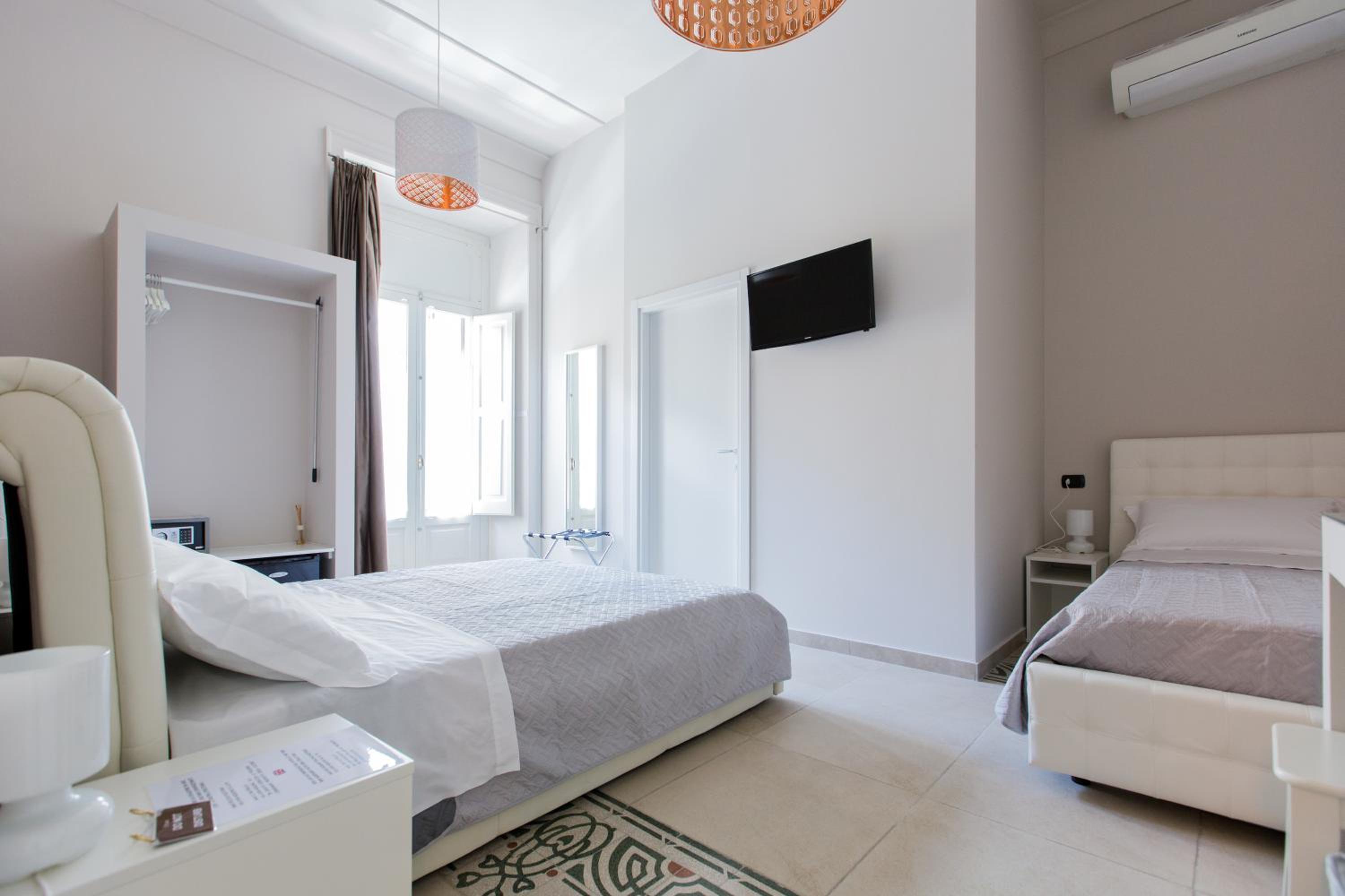 Triple Room with Private Bathroom