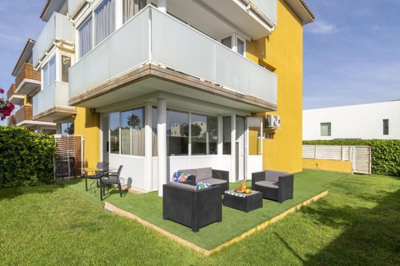 Apartamento Premium de 1 dormitorio con jardín privado y acceso directo a la piscina