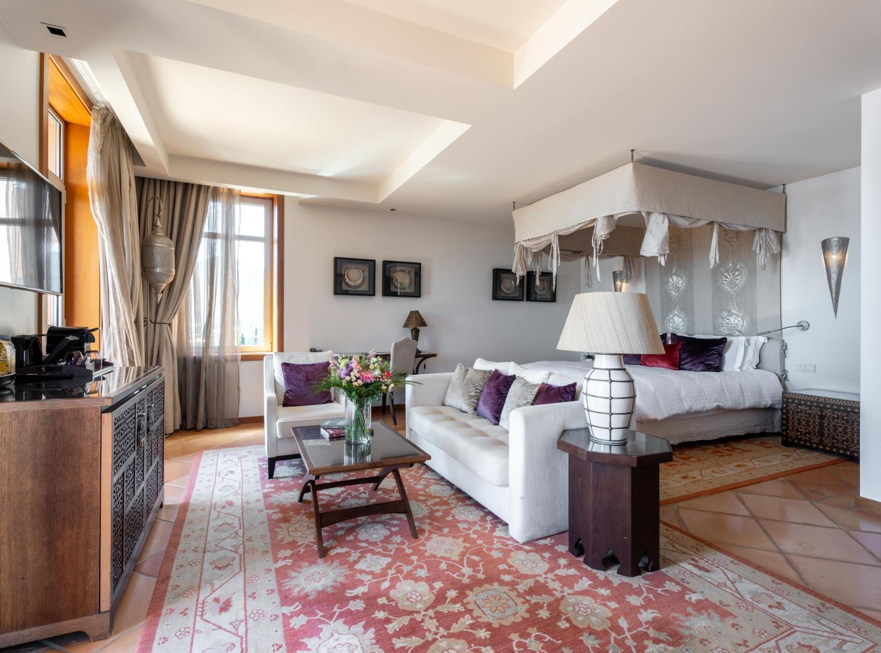 Queen Suite with Sea View photo 1