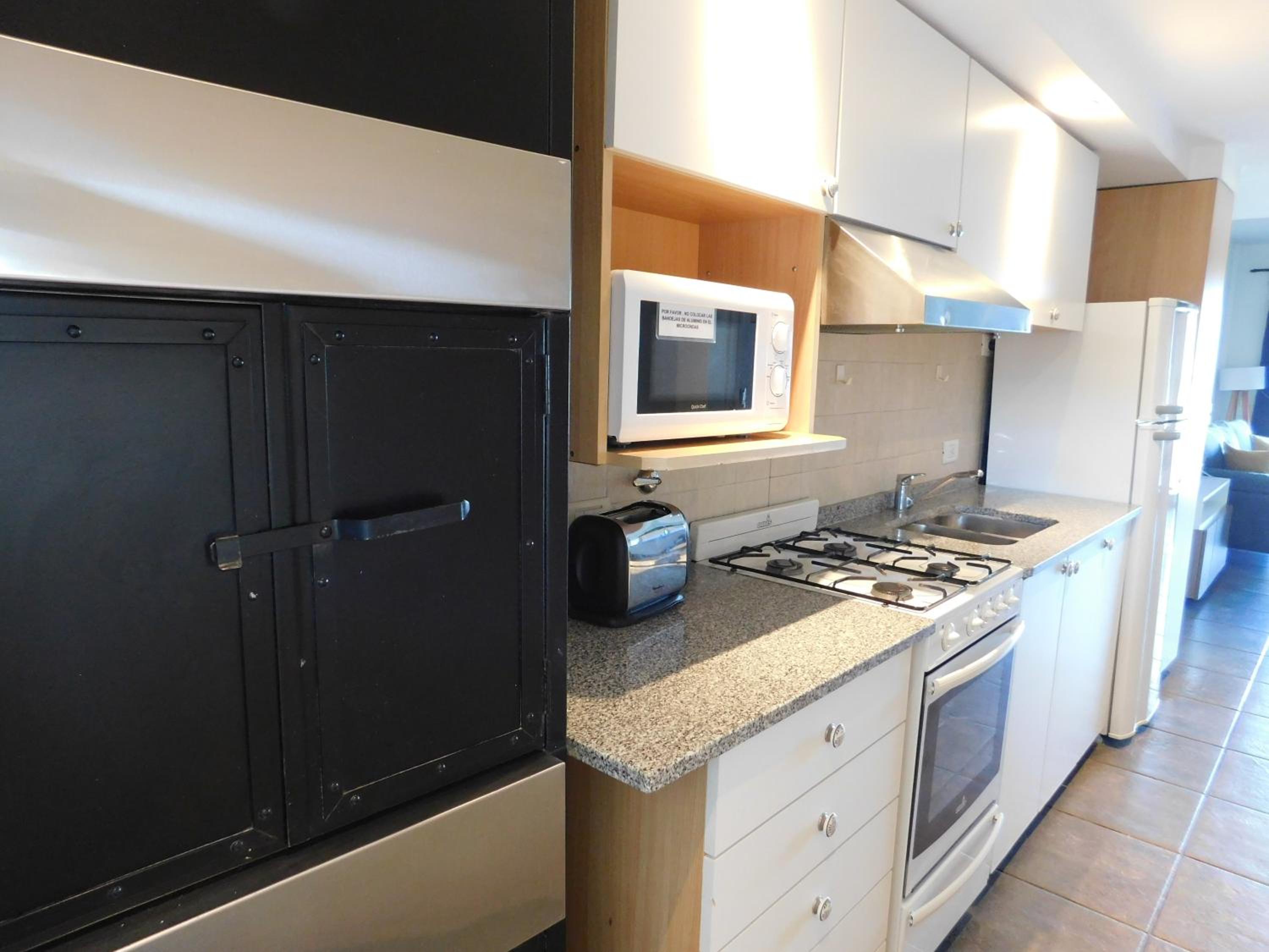 Three-Bedroom Apartment (8 Adults)