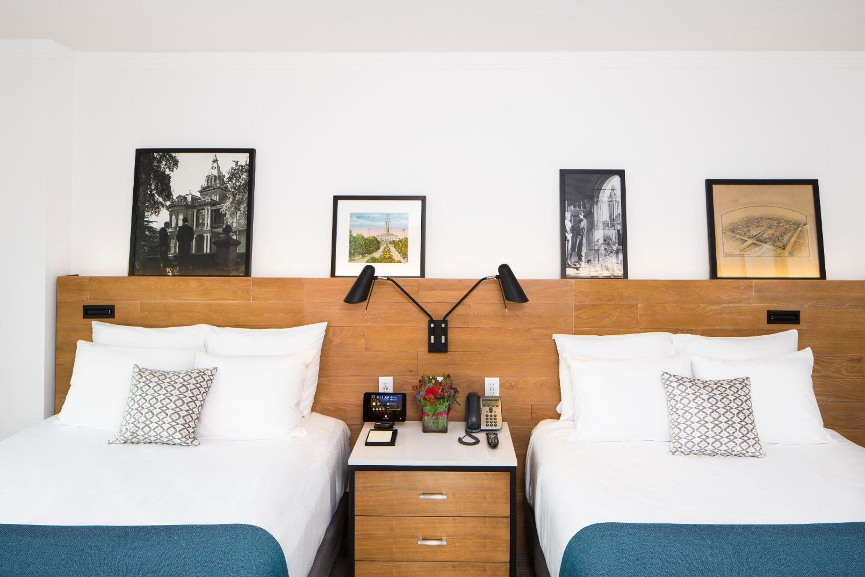 Two Queen Room - Photo 2
