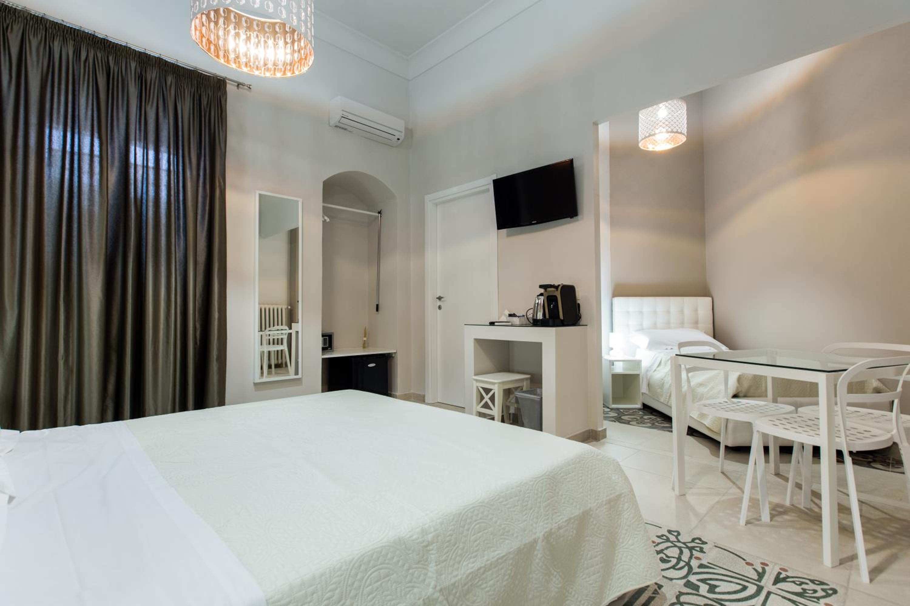 Triple Room with Private Bathroom
