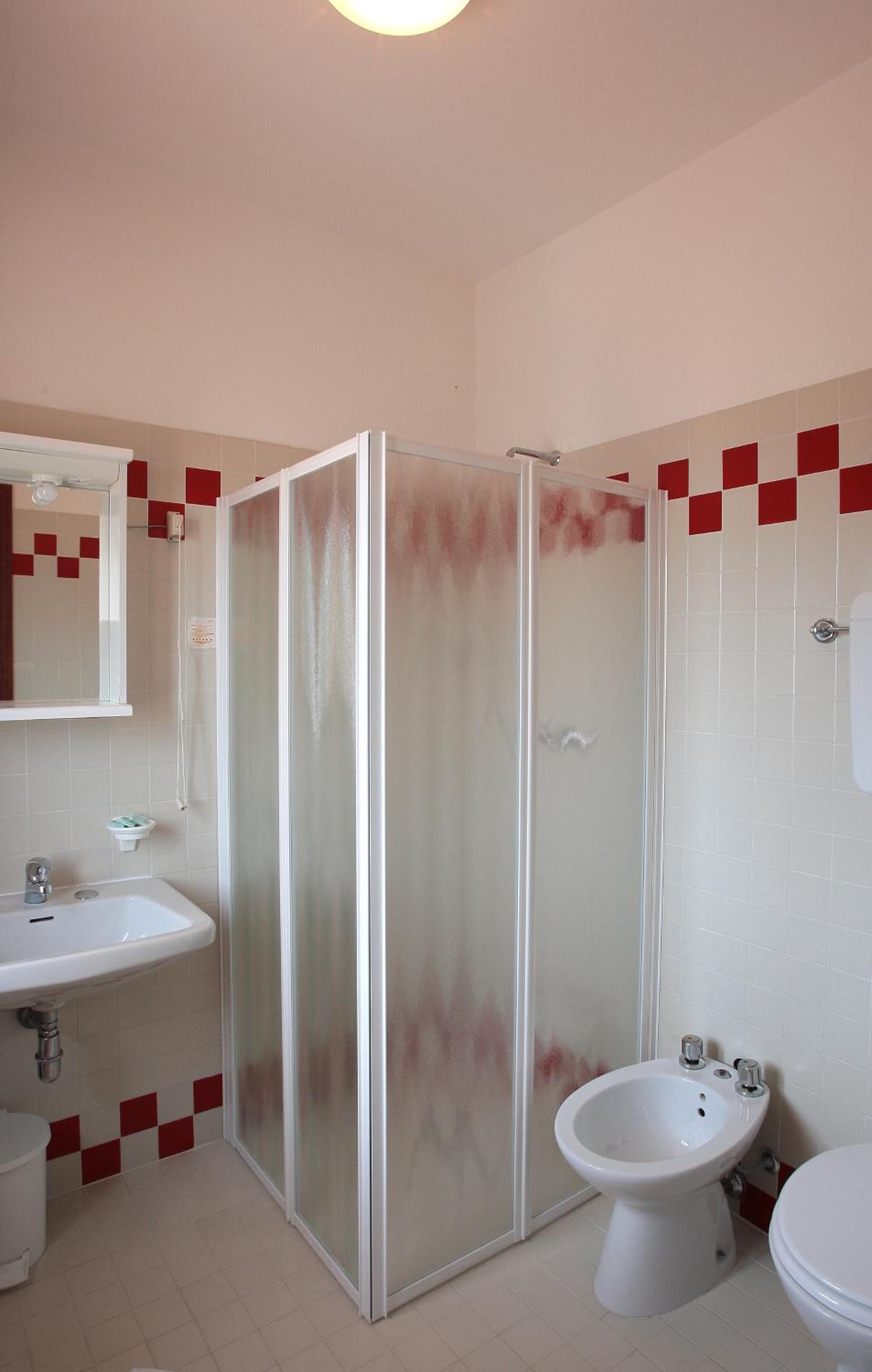 Standard Double Room photo 3