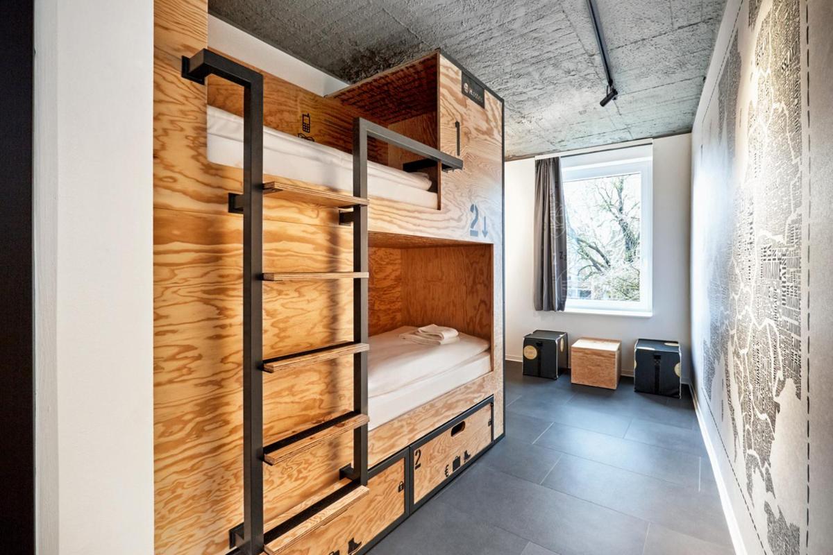 Single Bed in Dormitory Room photo 1