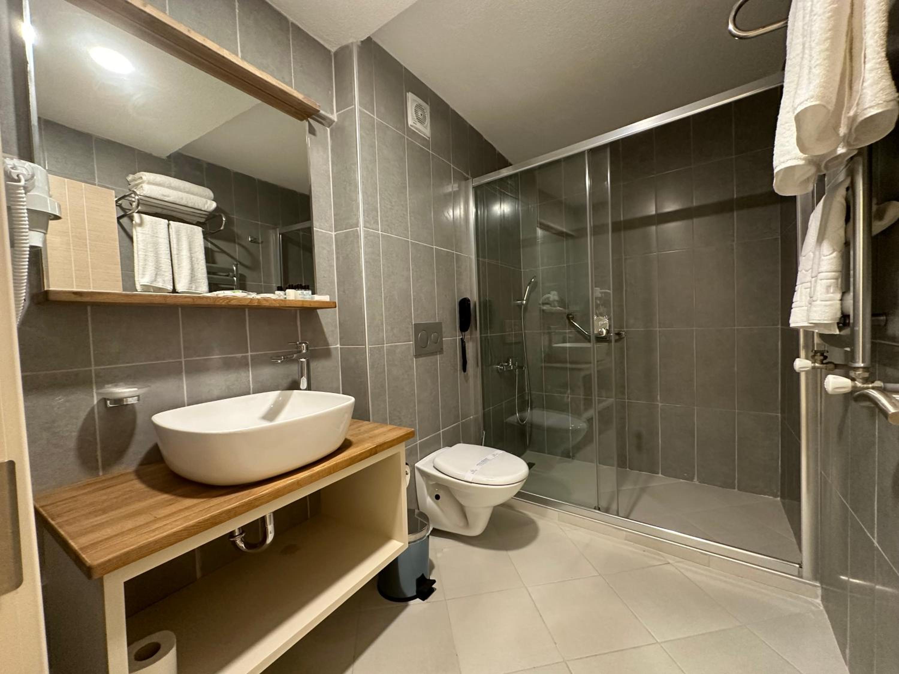 Suite Apartment photo 2