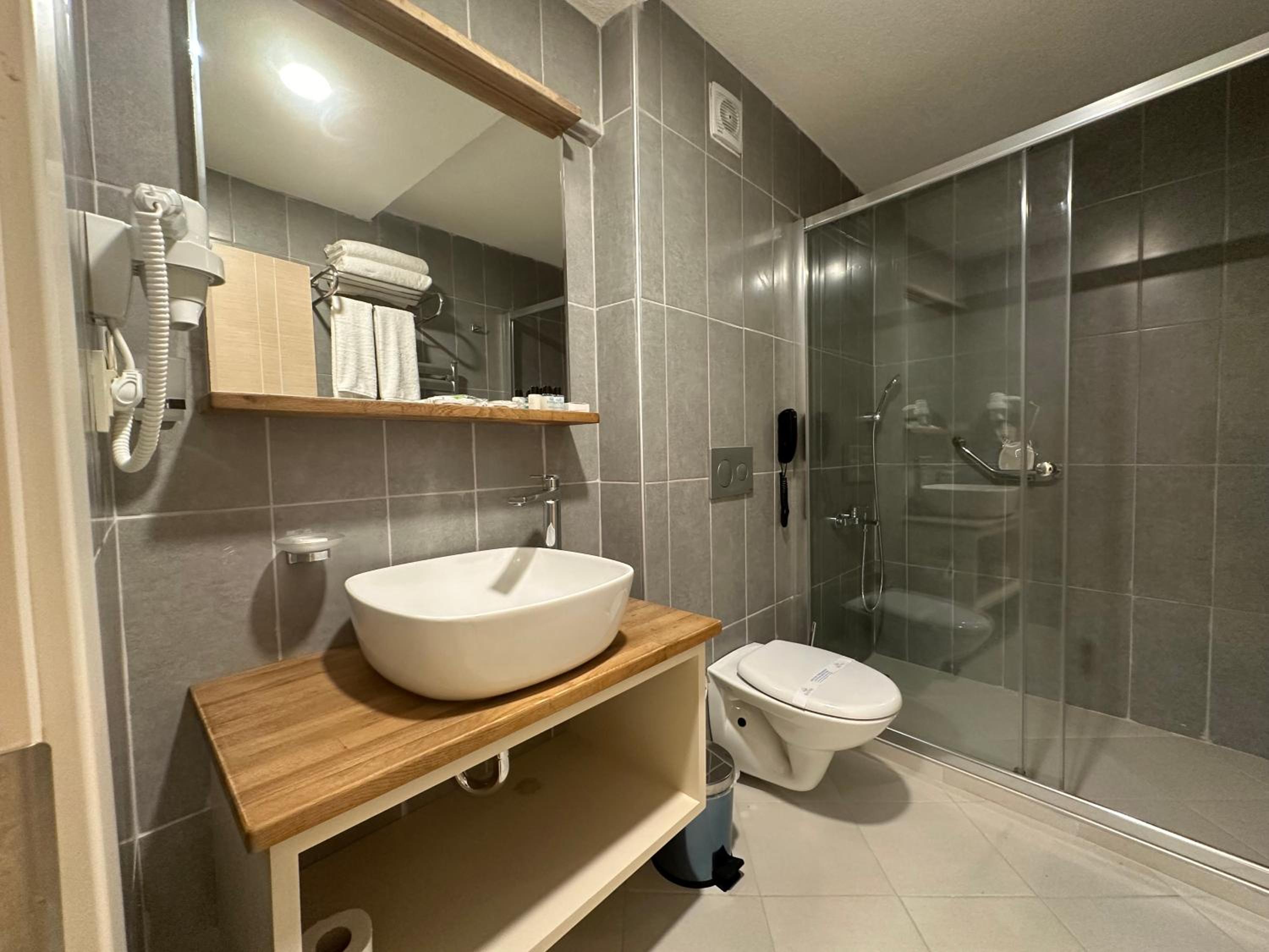 Suite Apartment photo 3