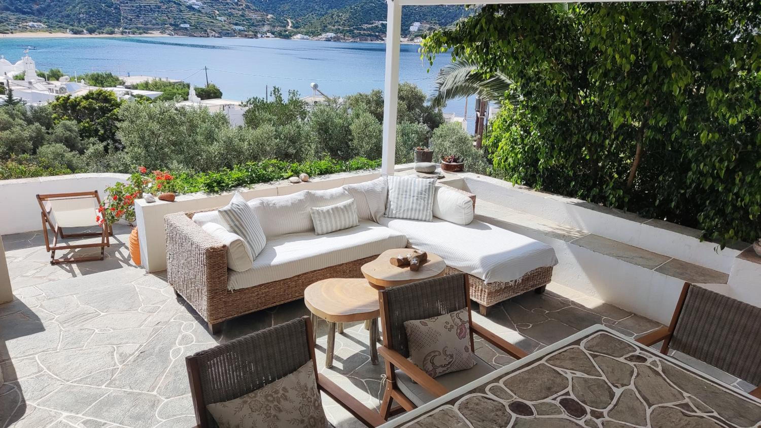 Three-Bedroom Vacation Home  photo 2