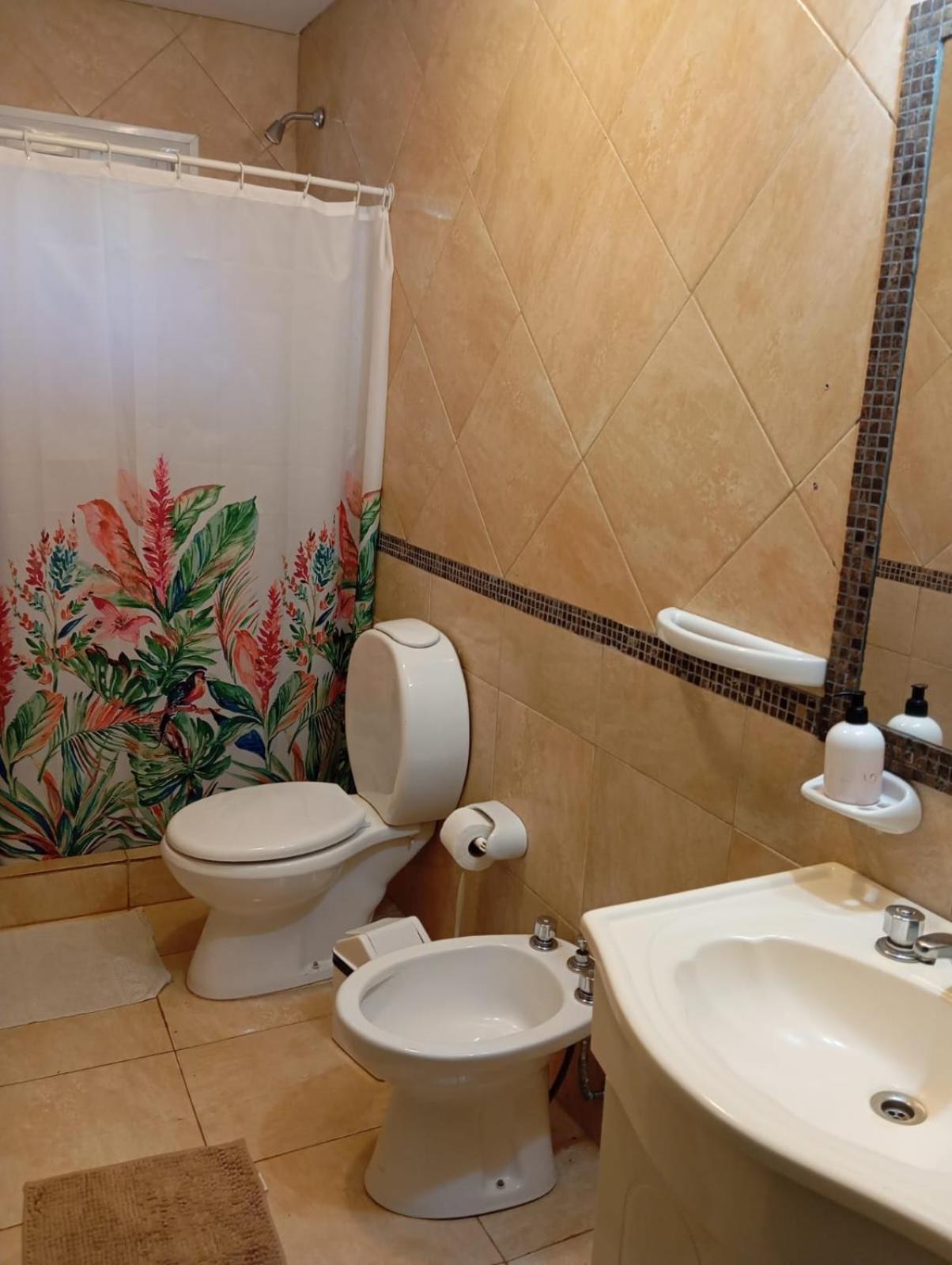 Family Two-Bedroom Apartment with View photo 3