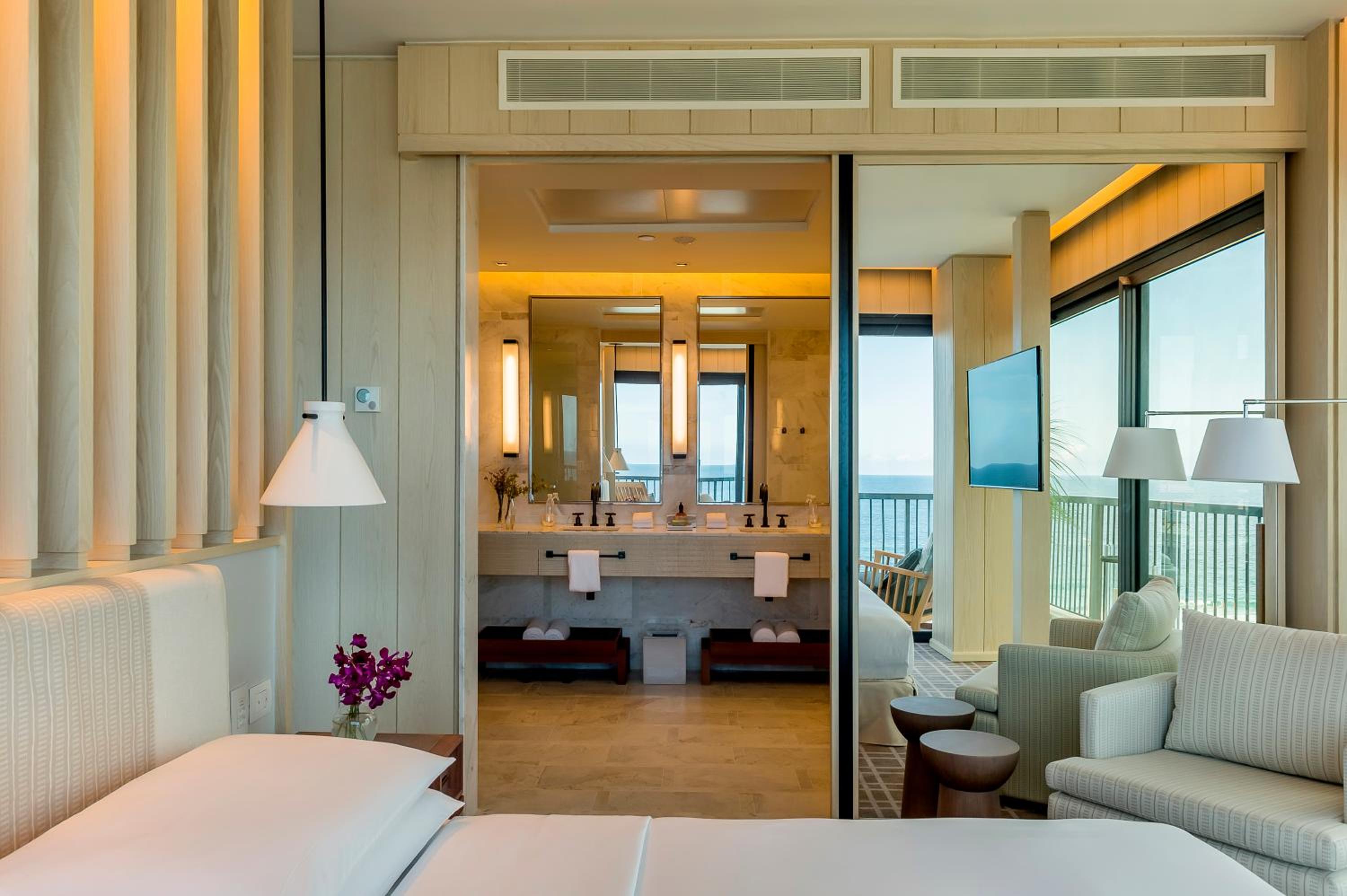 Diplomat Suite