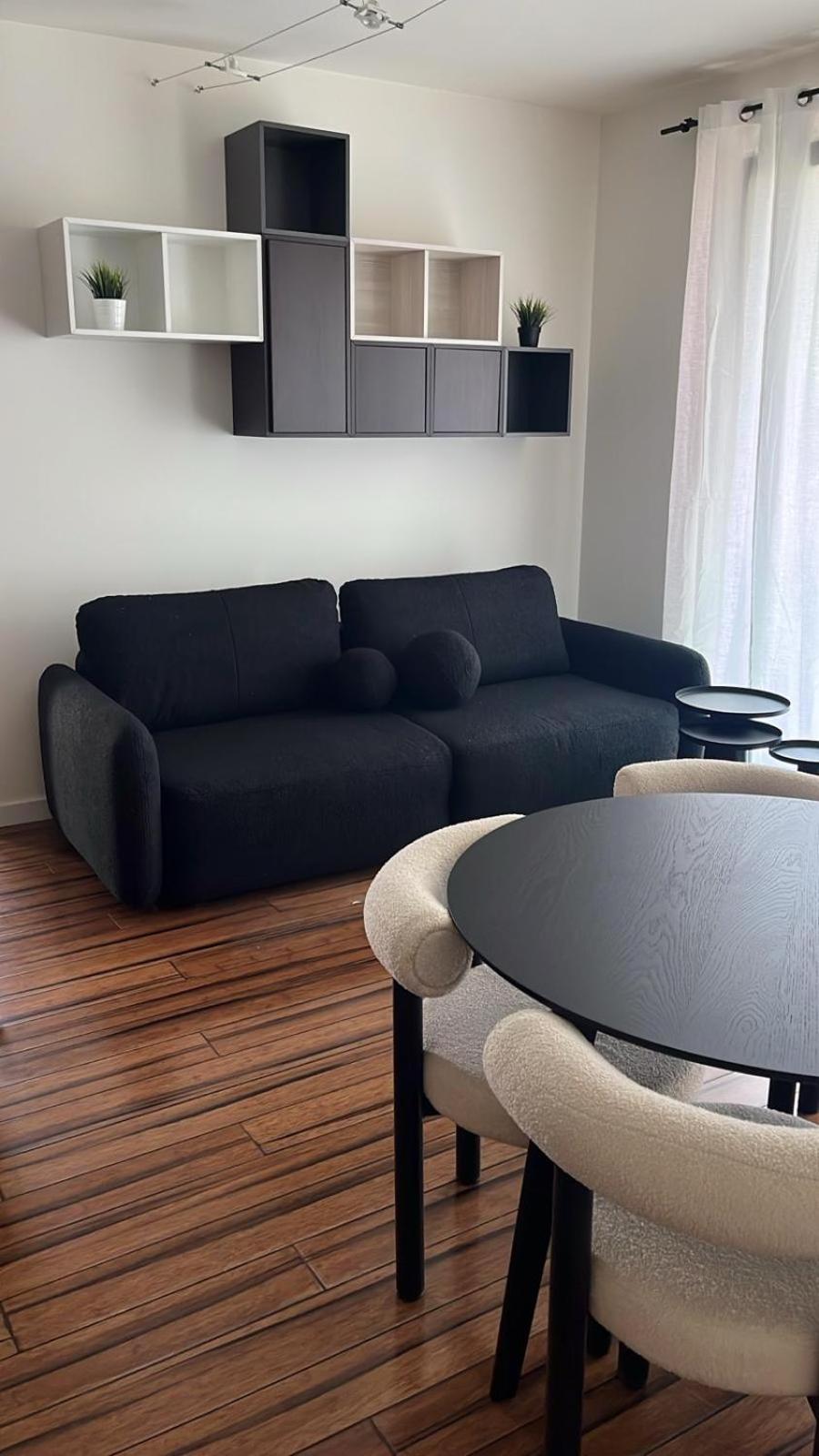 Two-Bedroom Deluxe Apartment photo 2
