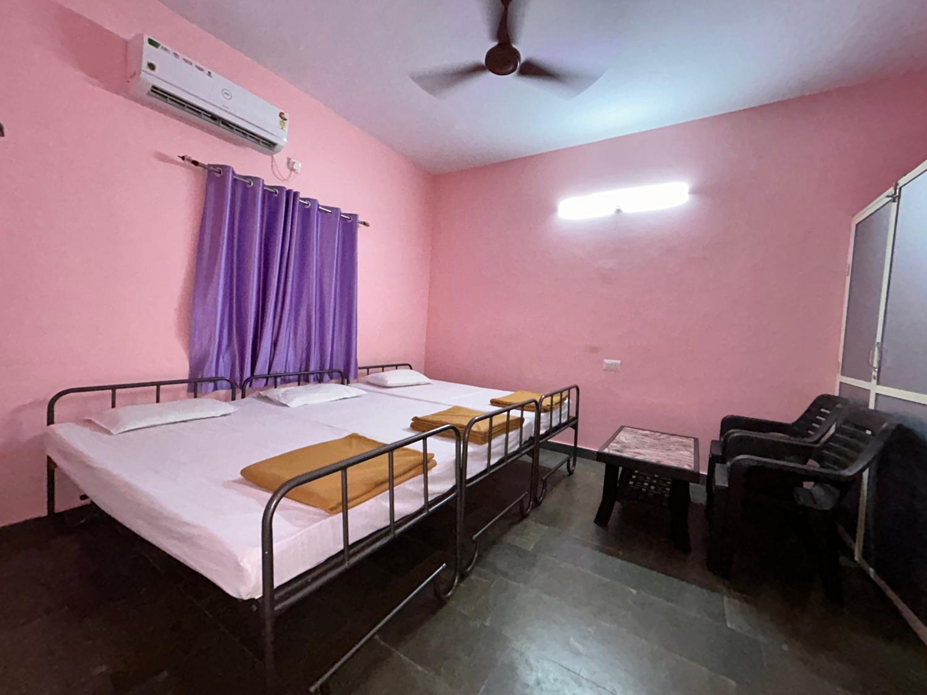 Basic Triple Room