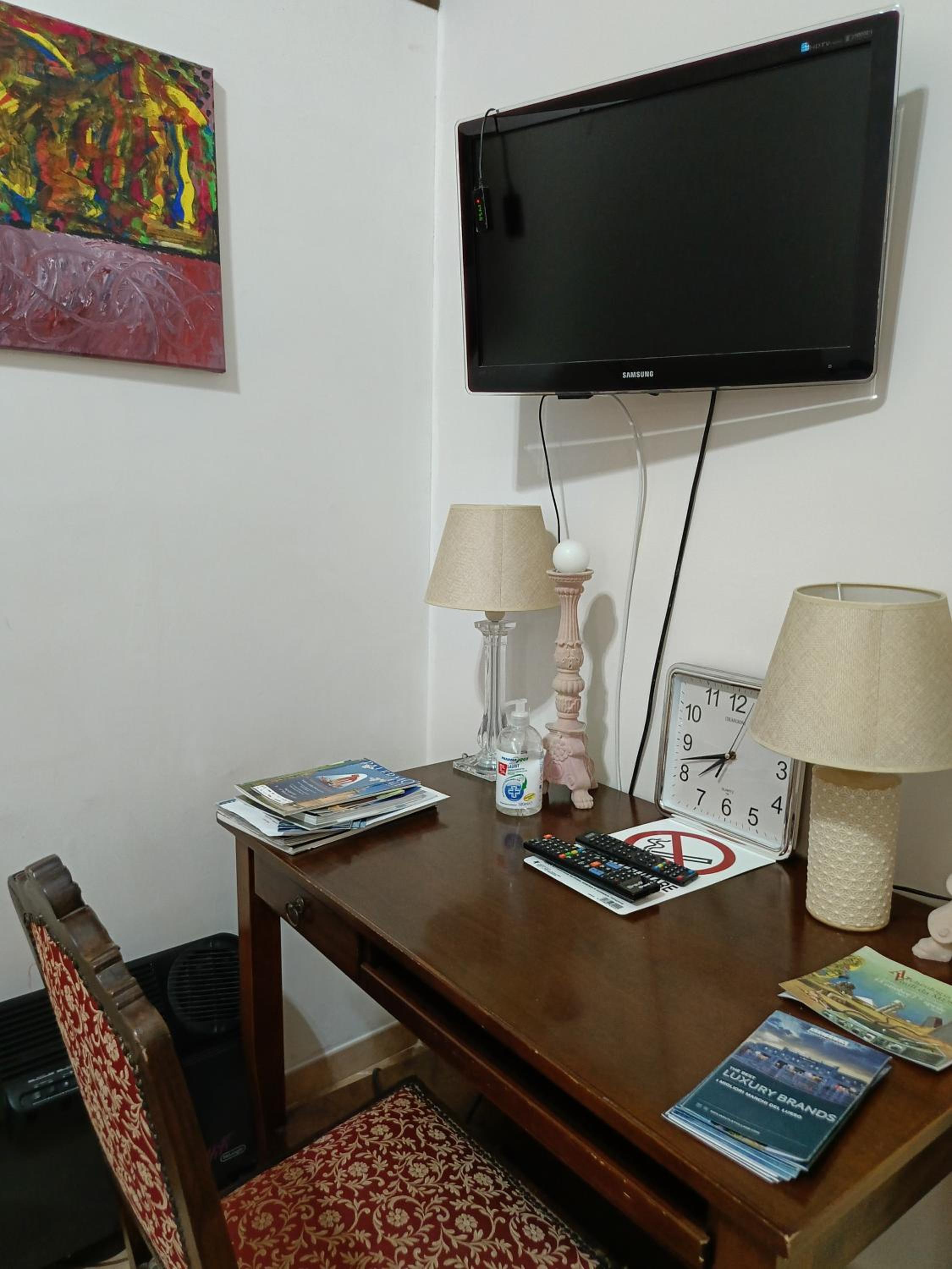 Deluxe King Room photo 3