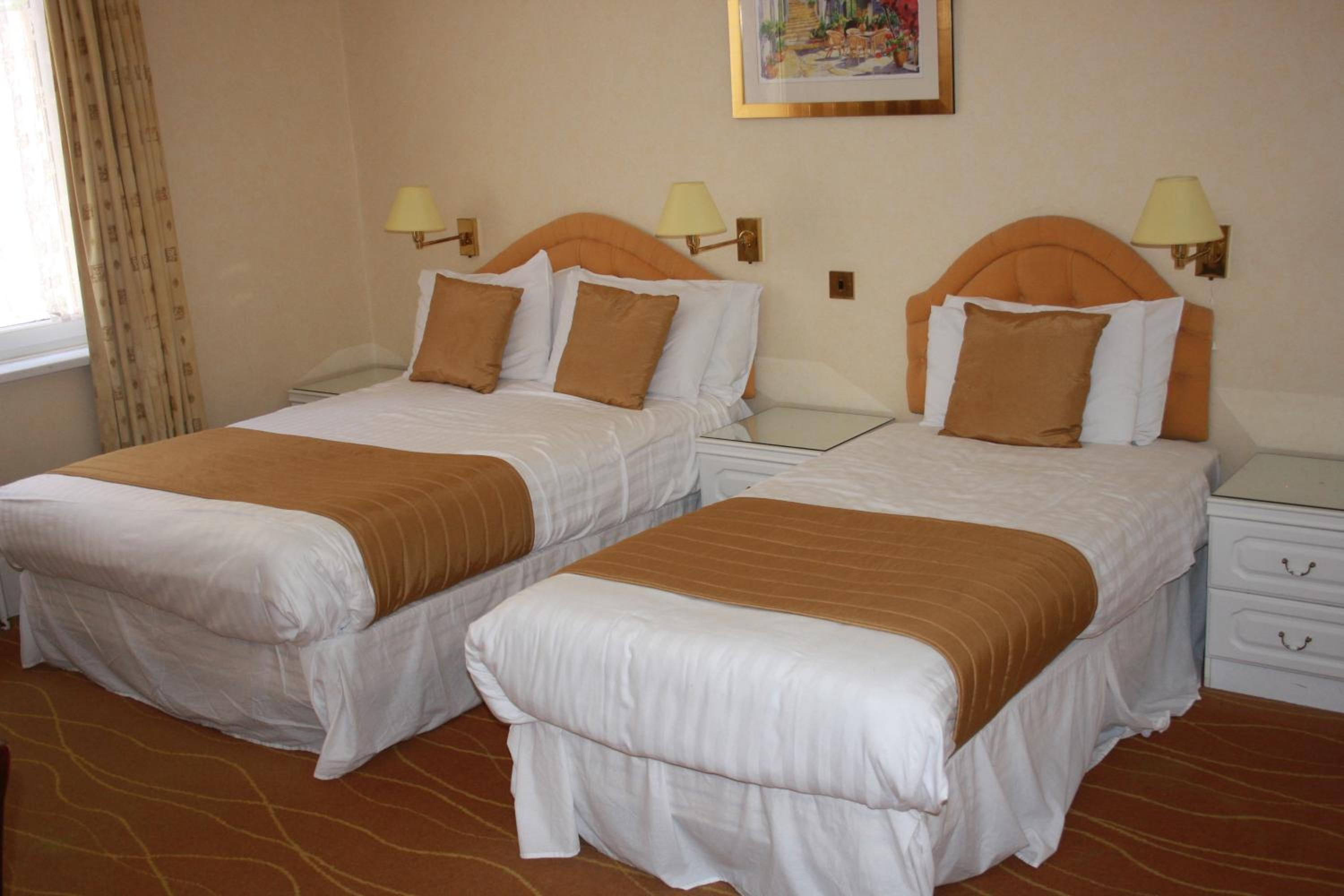 Two-Bedroom Apartment with Sea View photo 2