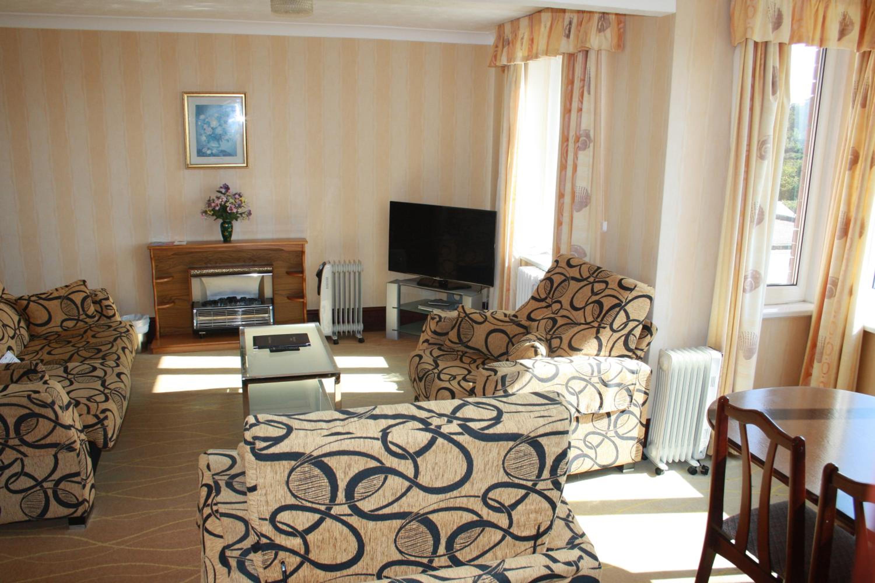 One-Bedroom Apartment with Sea View photo 2