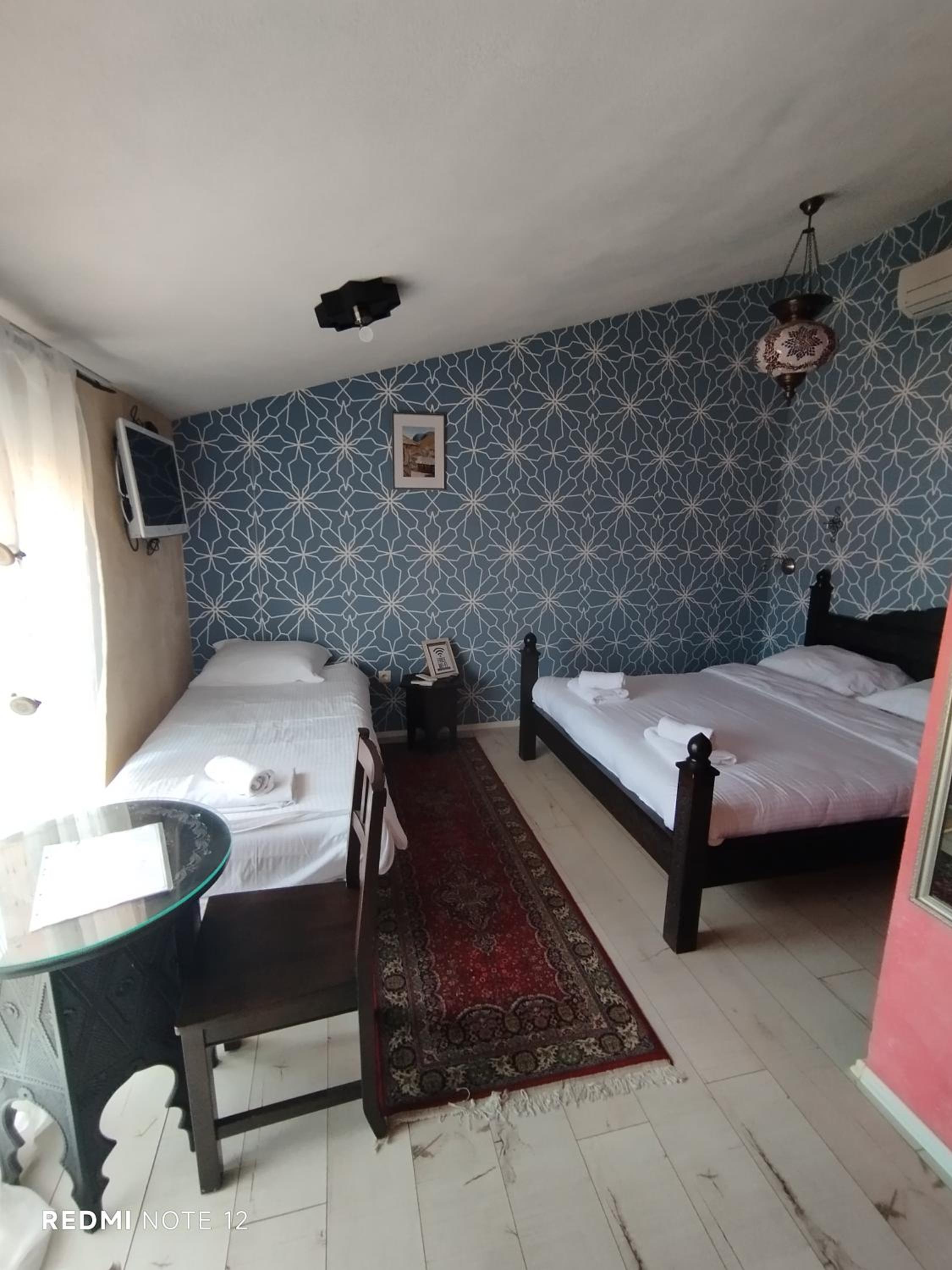 Triple Room with Bathroom photo 2