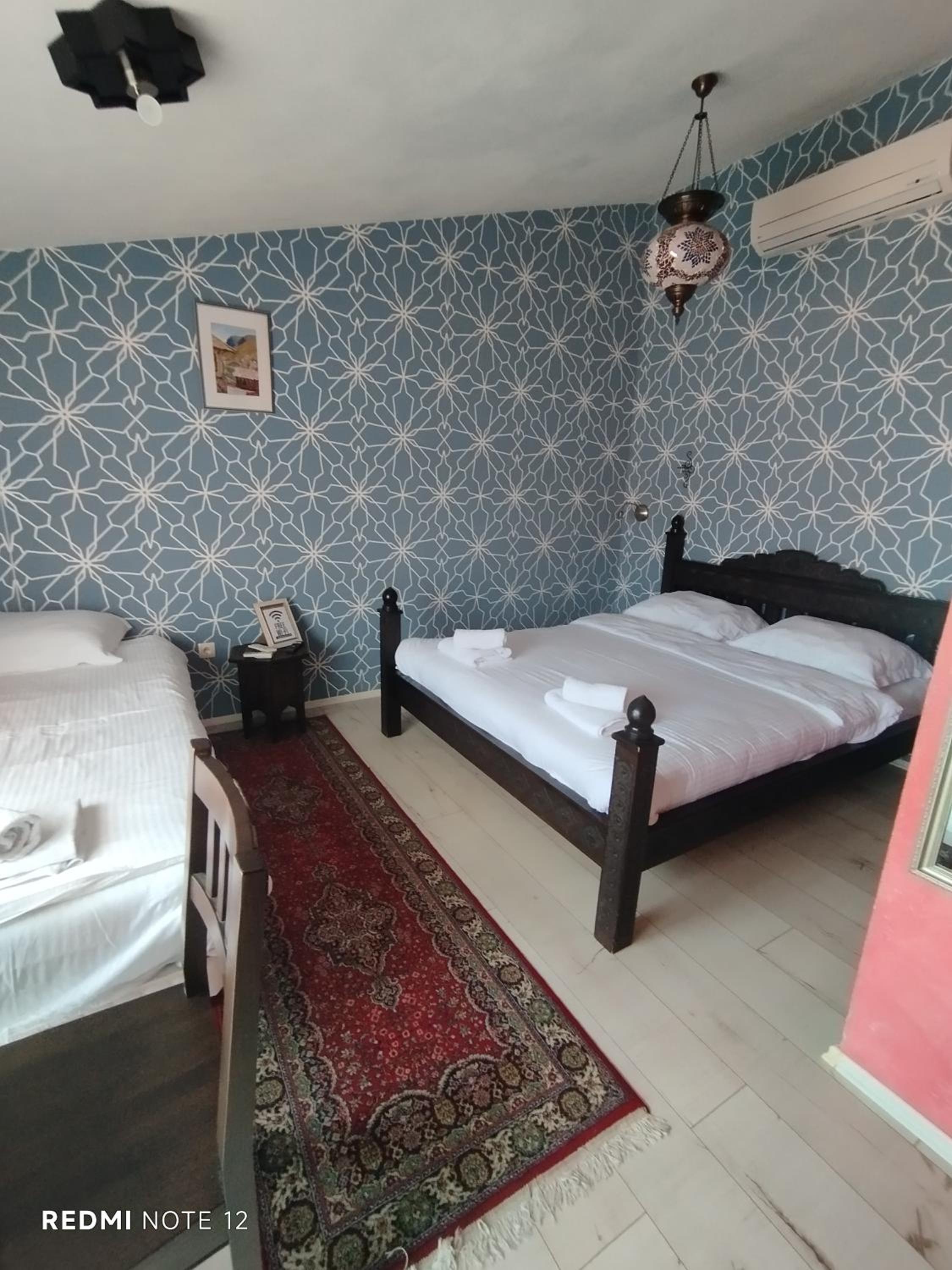 Triple Room with Bathroom photo 3