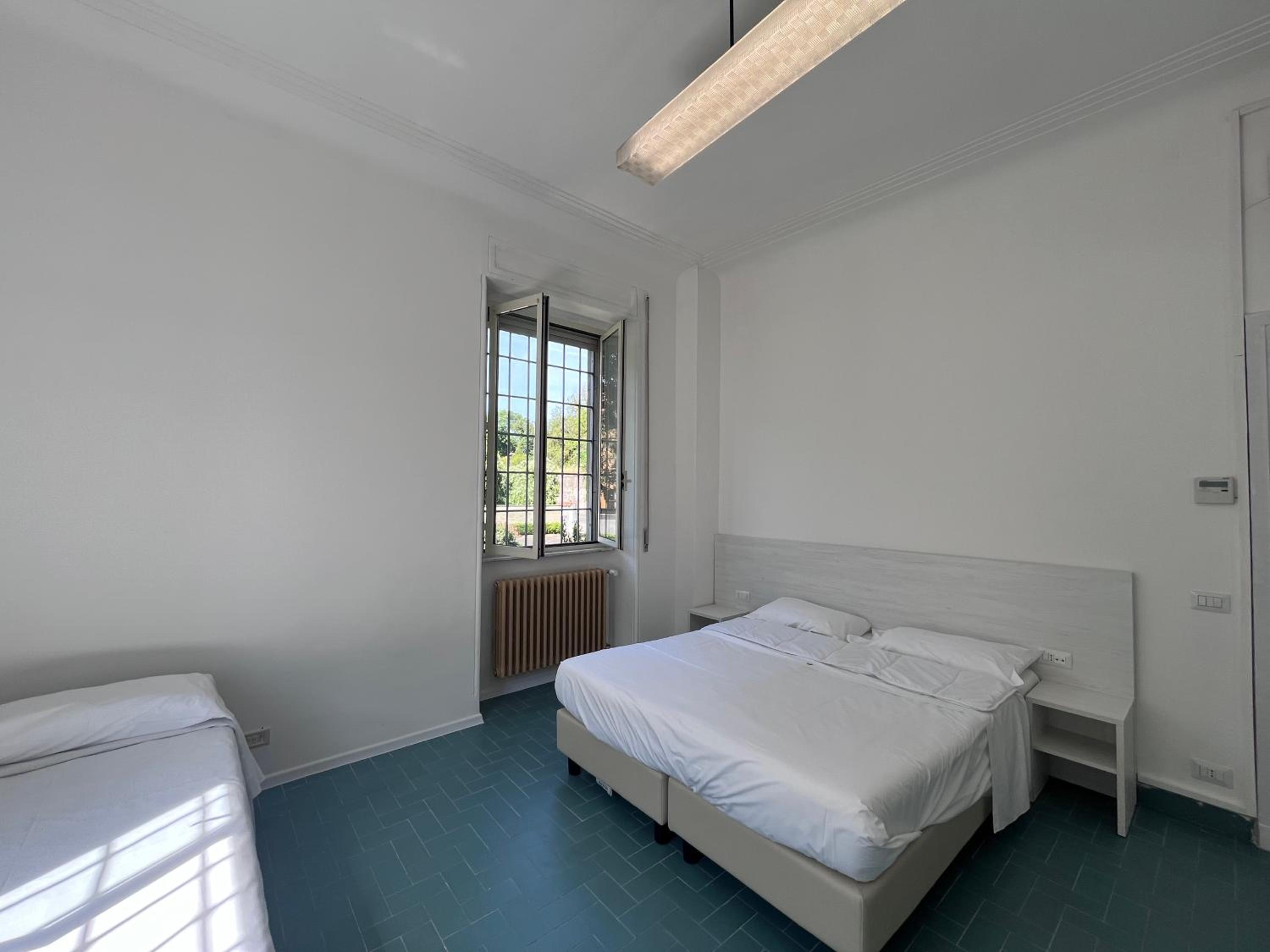 Triple Room with Shared Bathroom