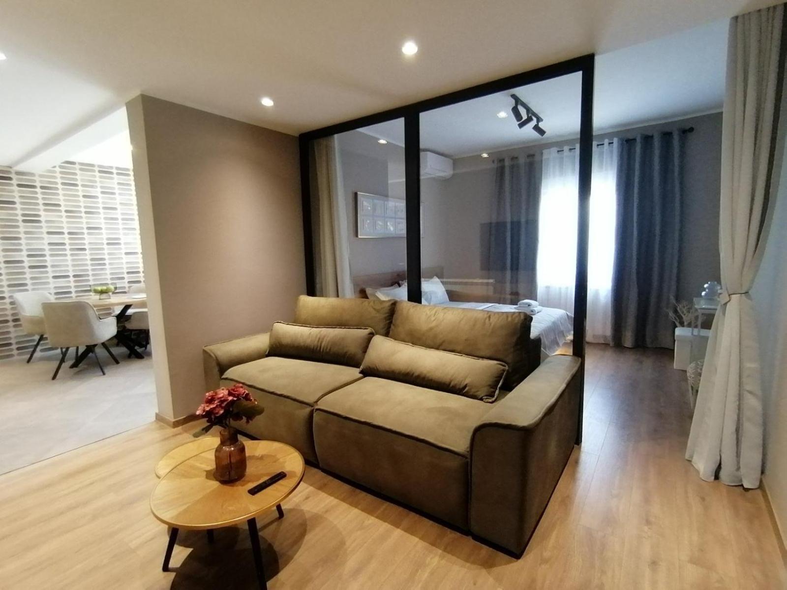 Two-Bedroom Deluxe Apartment with Ocean View