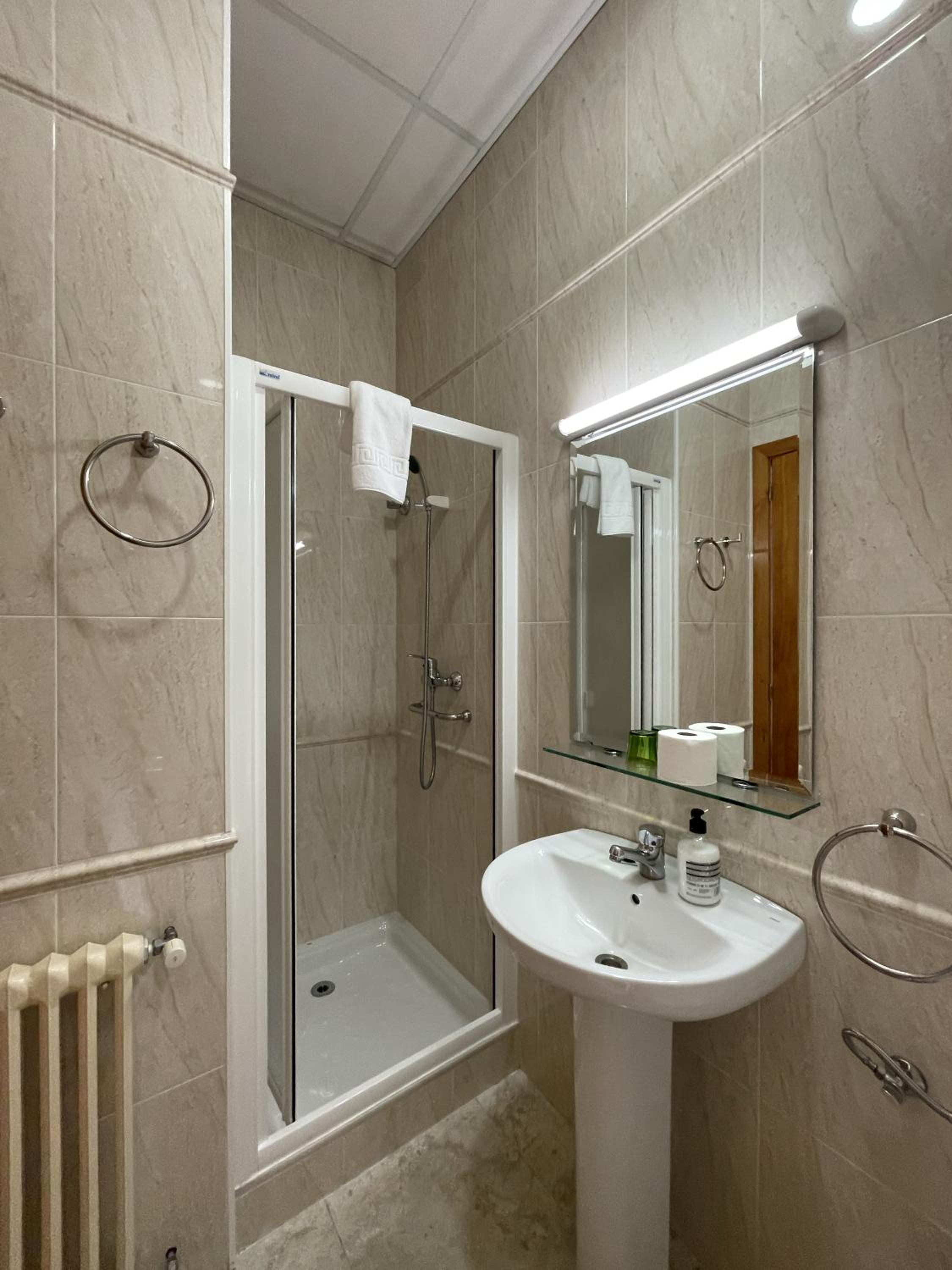 Standard Single Room