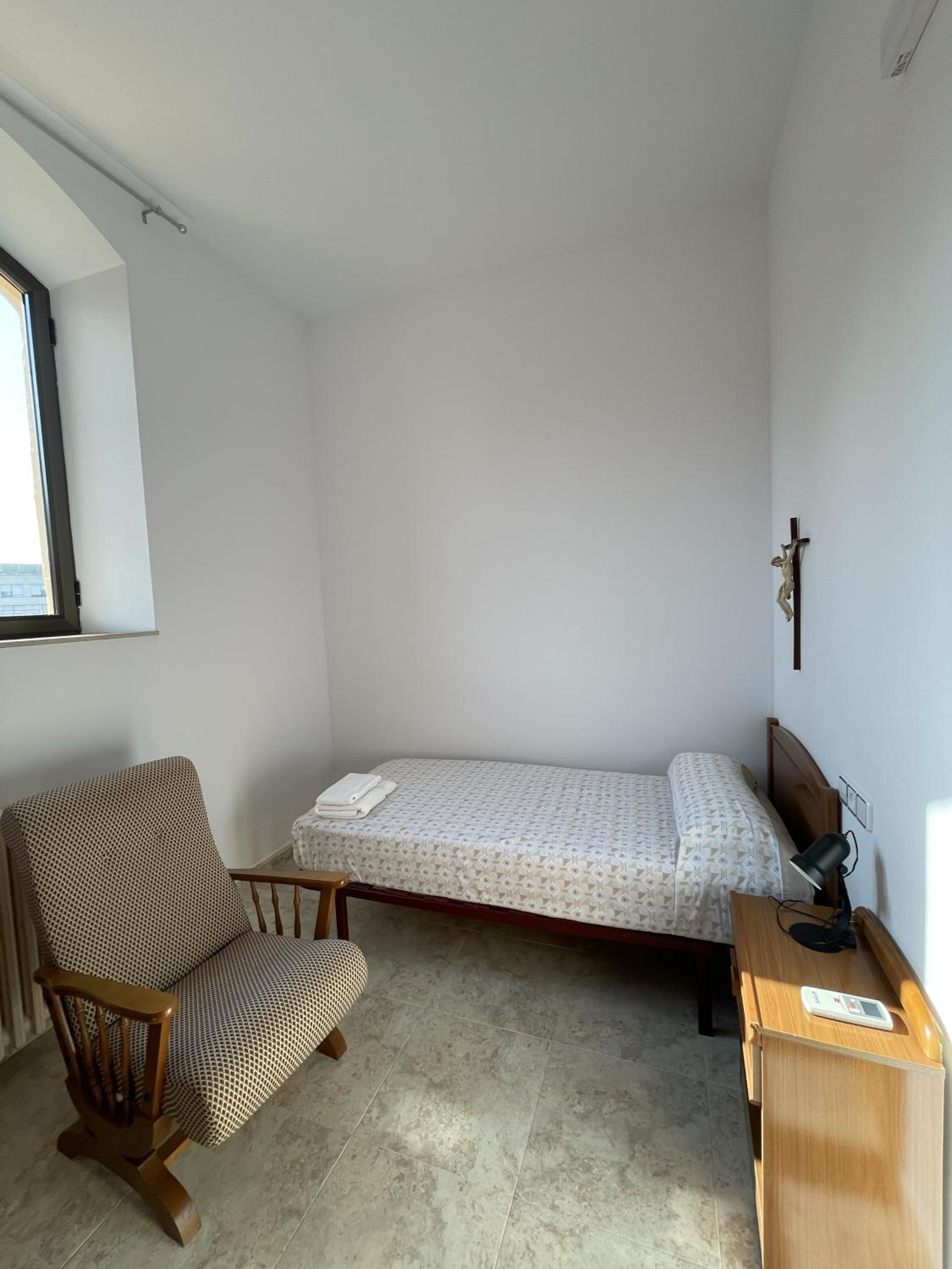 Standard Single Room photo 2