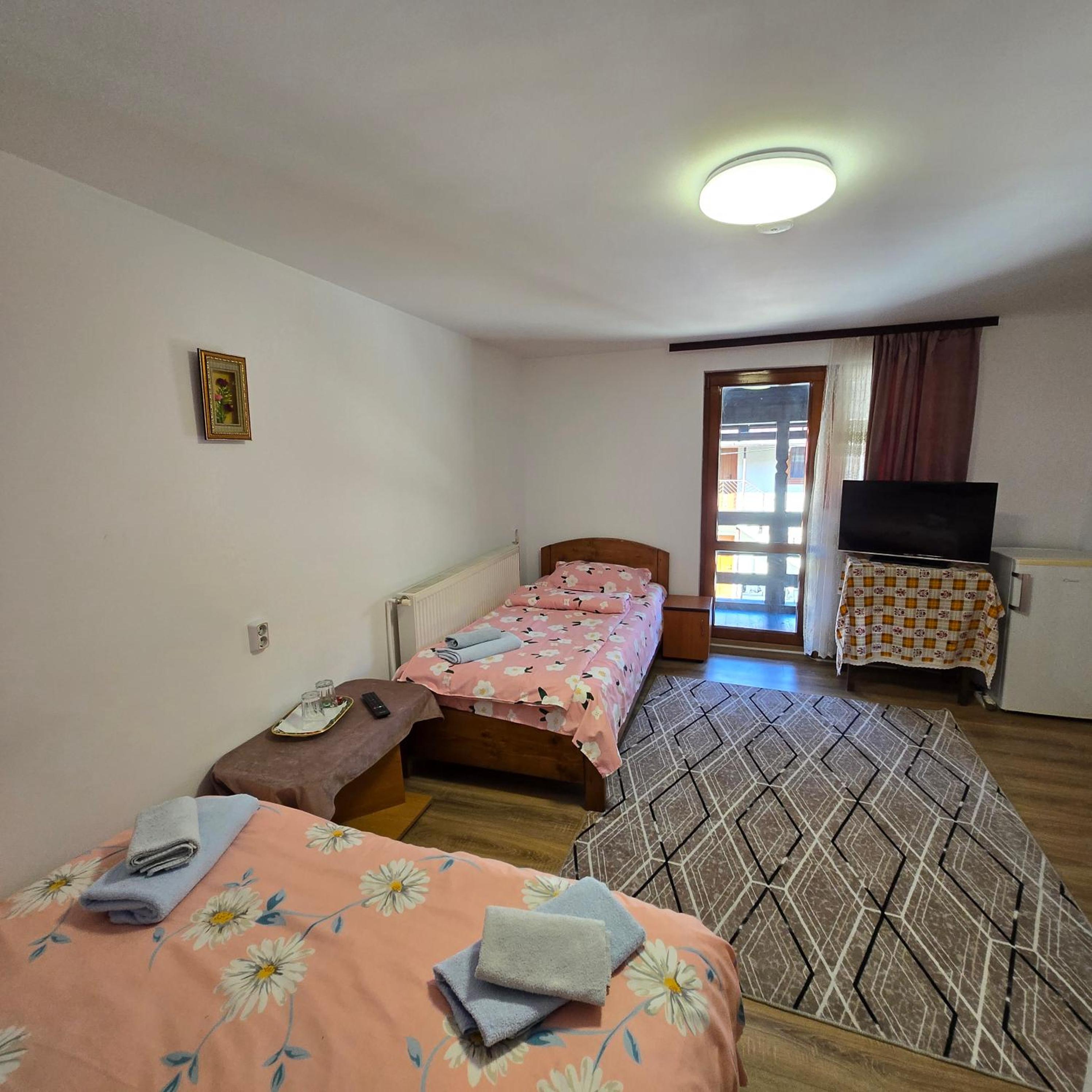 Triple Room photo 2