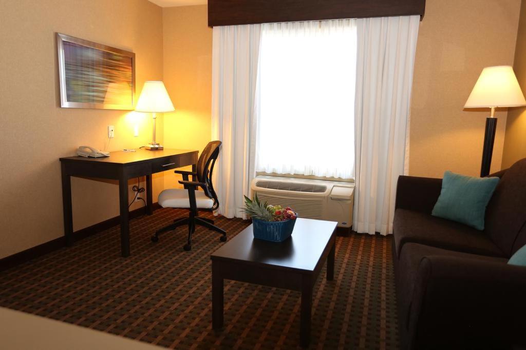 Standard Room - Photo 1