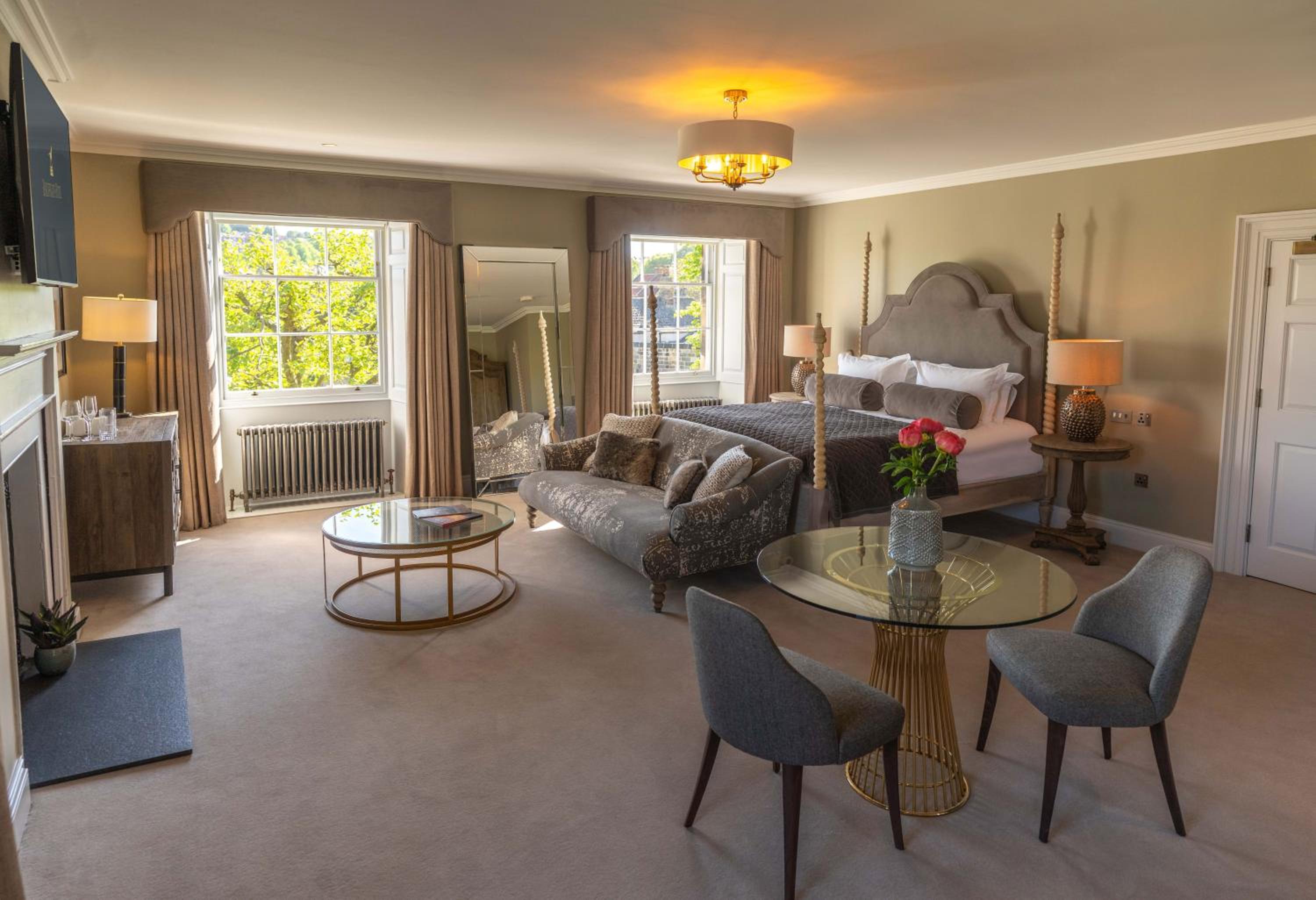 Georgian Suite