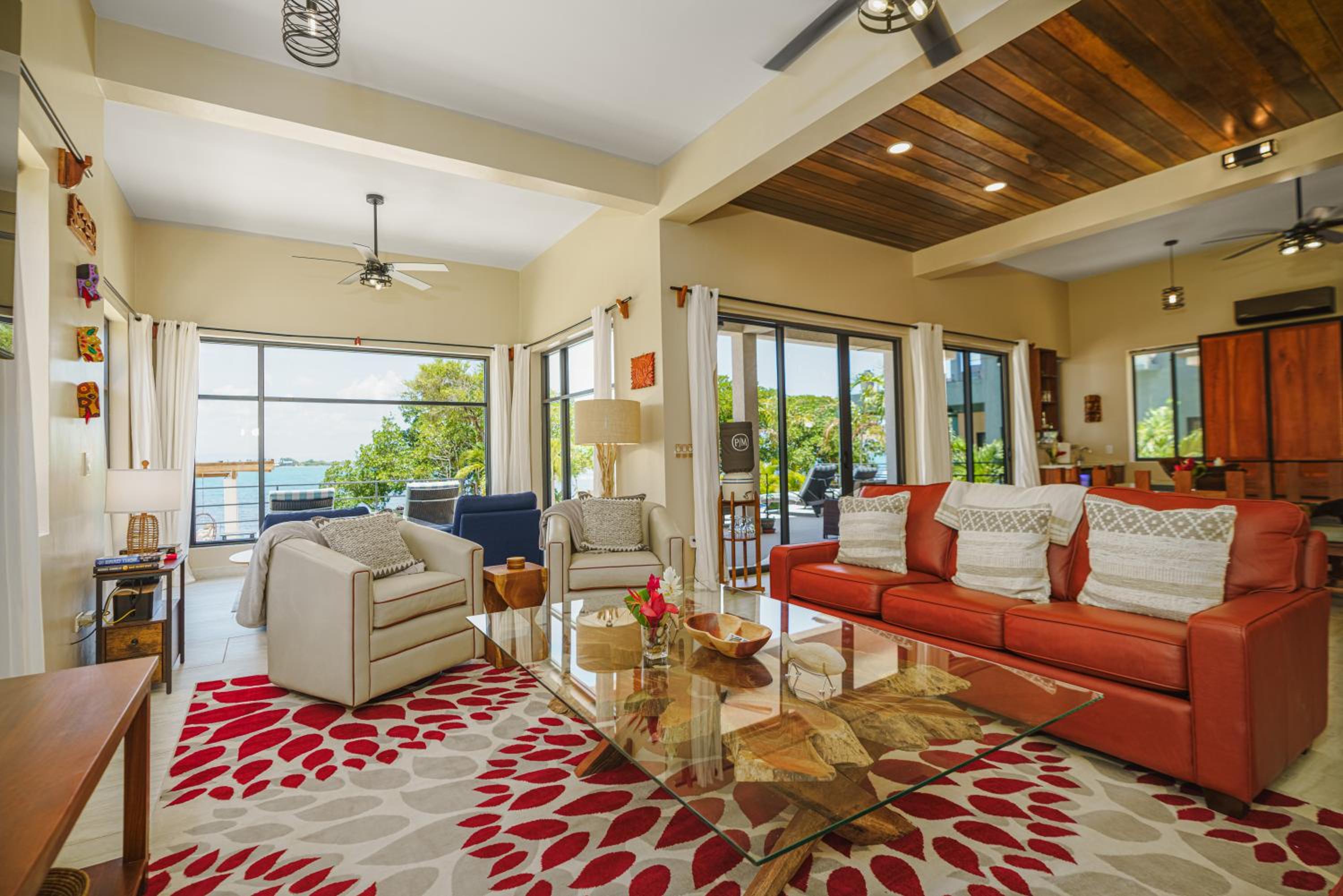 Villa - Beach Front