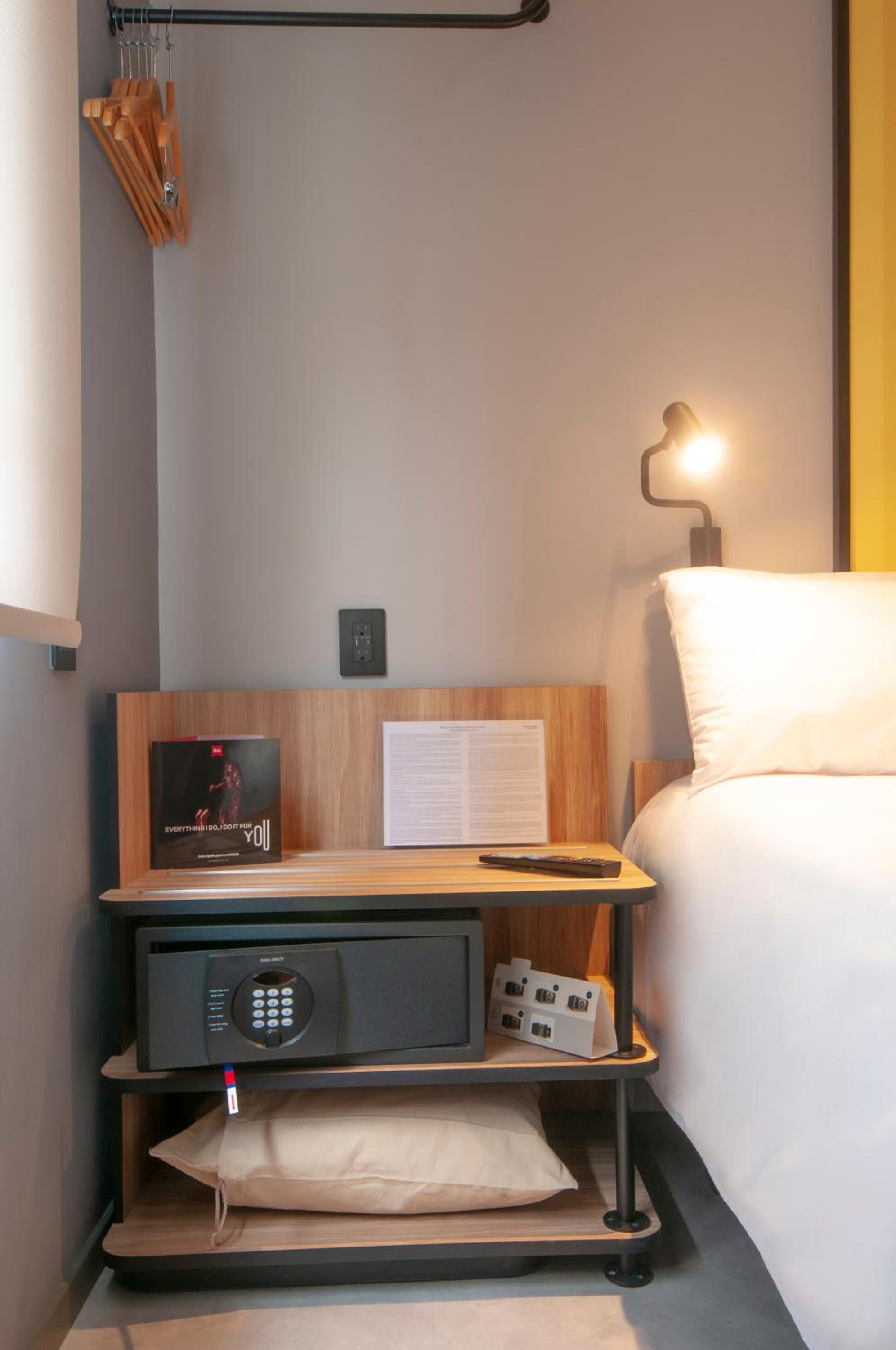 Superior Double Room - Photo 9