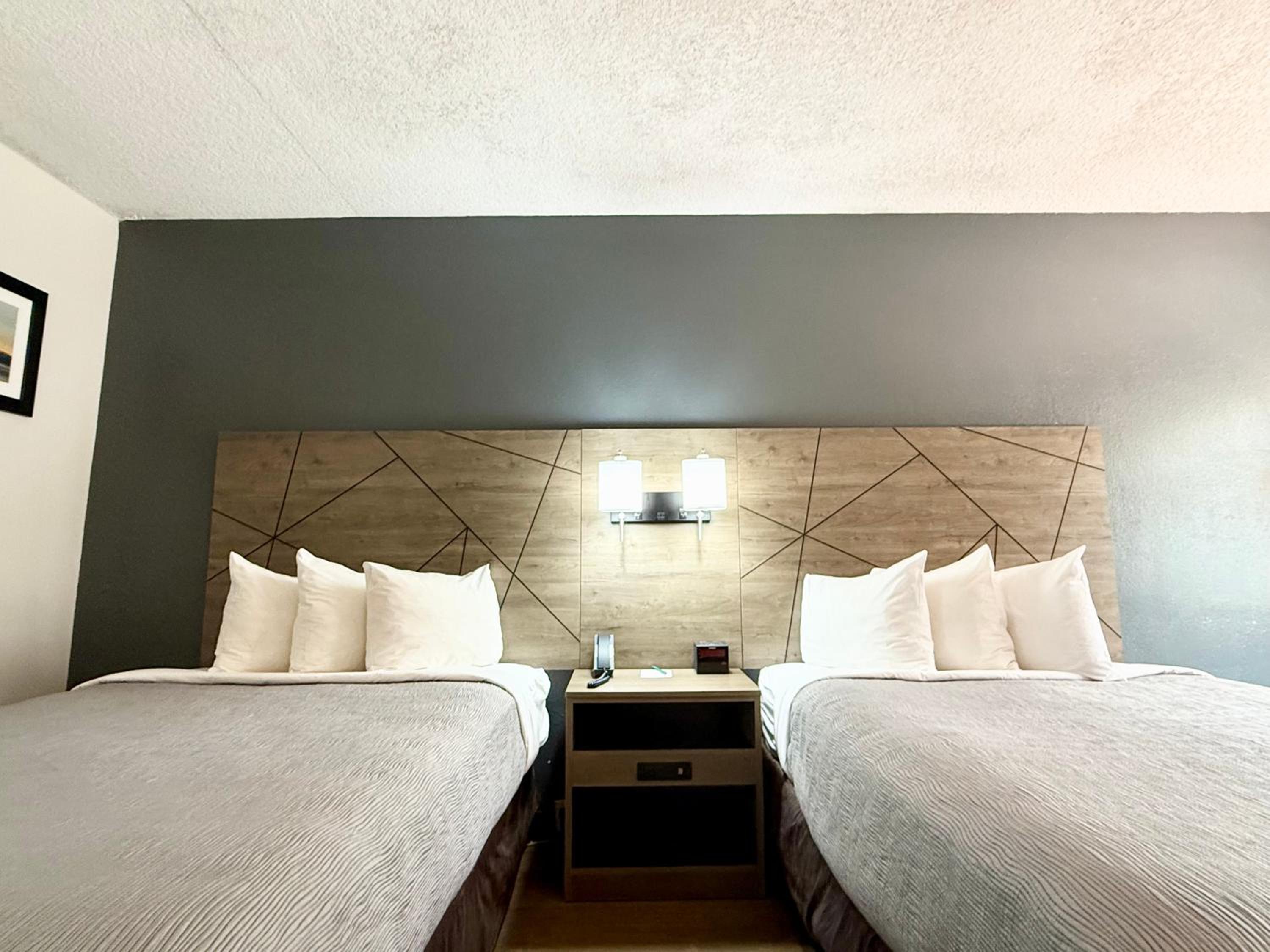 Standard Room J - Photo 2