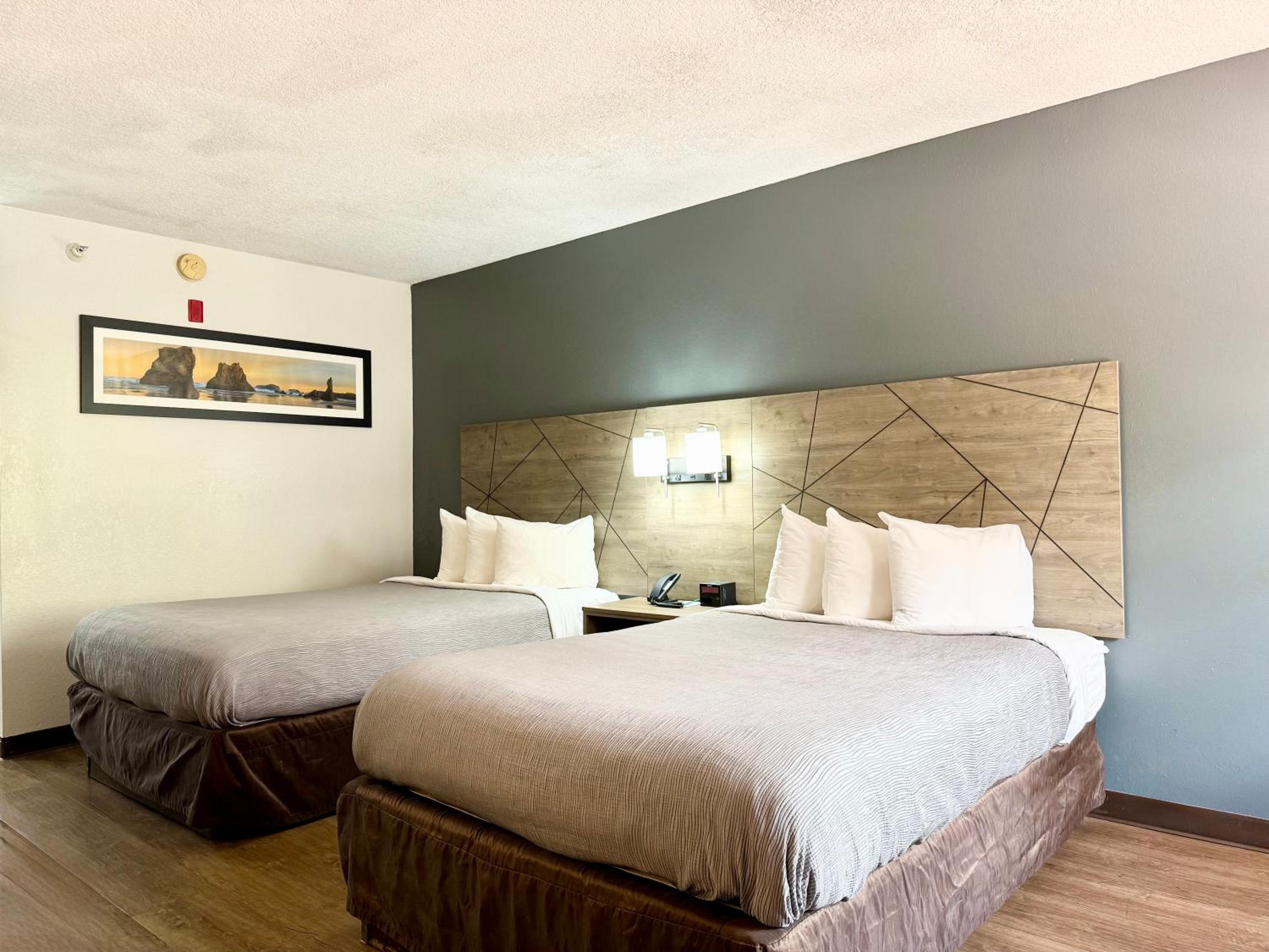 Standard Room J - Photo 1