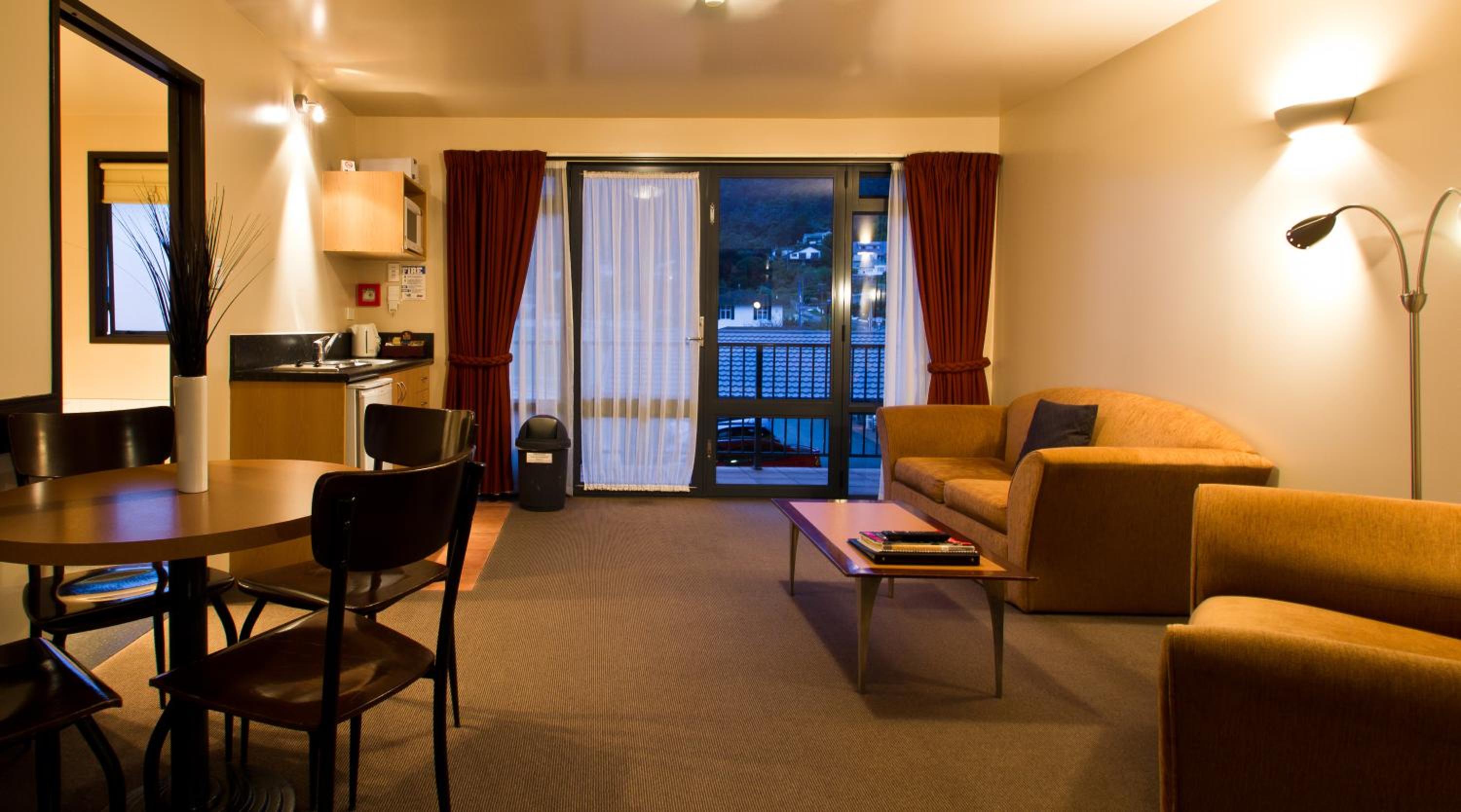 Executive Two-Bedroom Apartment With Spa Bath photo 1
