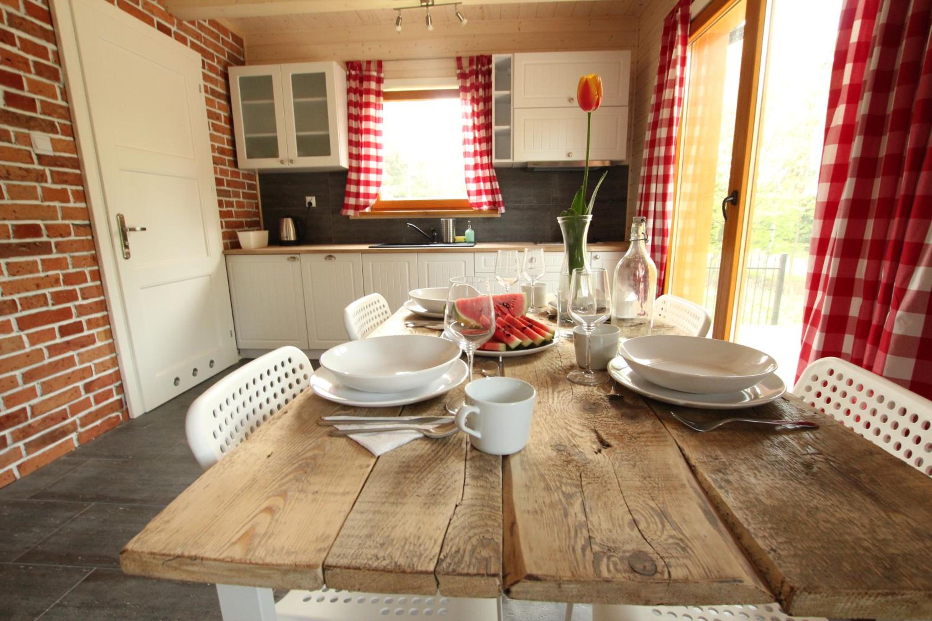 Two-Bedroom House - Photo 31