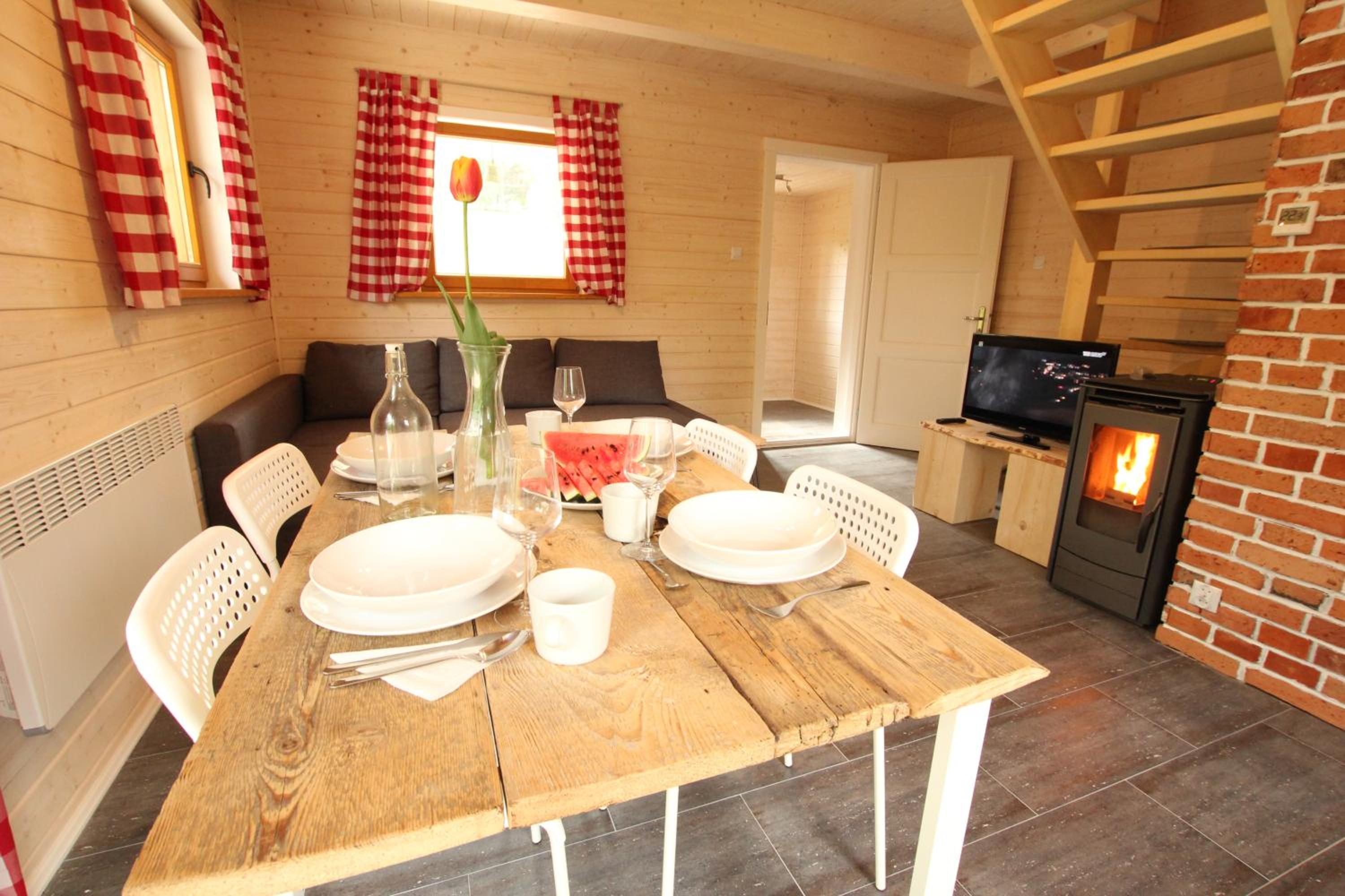 Two-Bedroom House - Photo 13