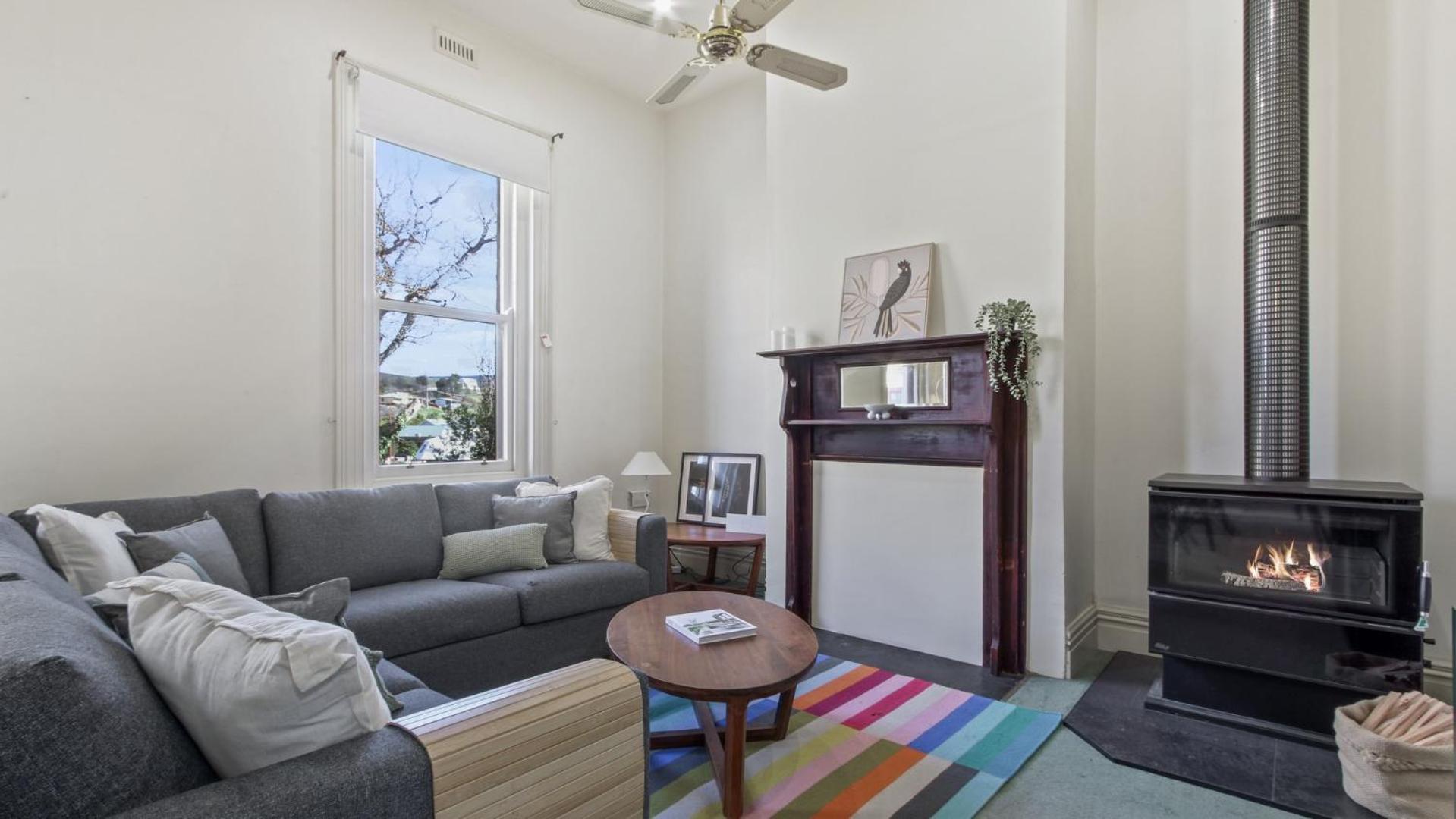 Three-Bedroom Cottage photo 2