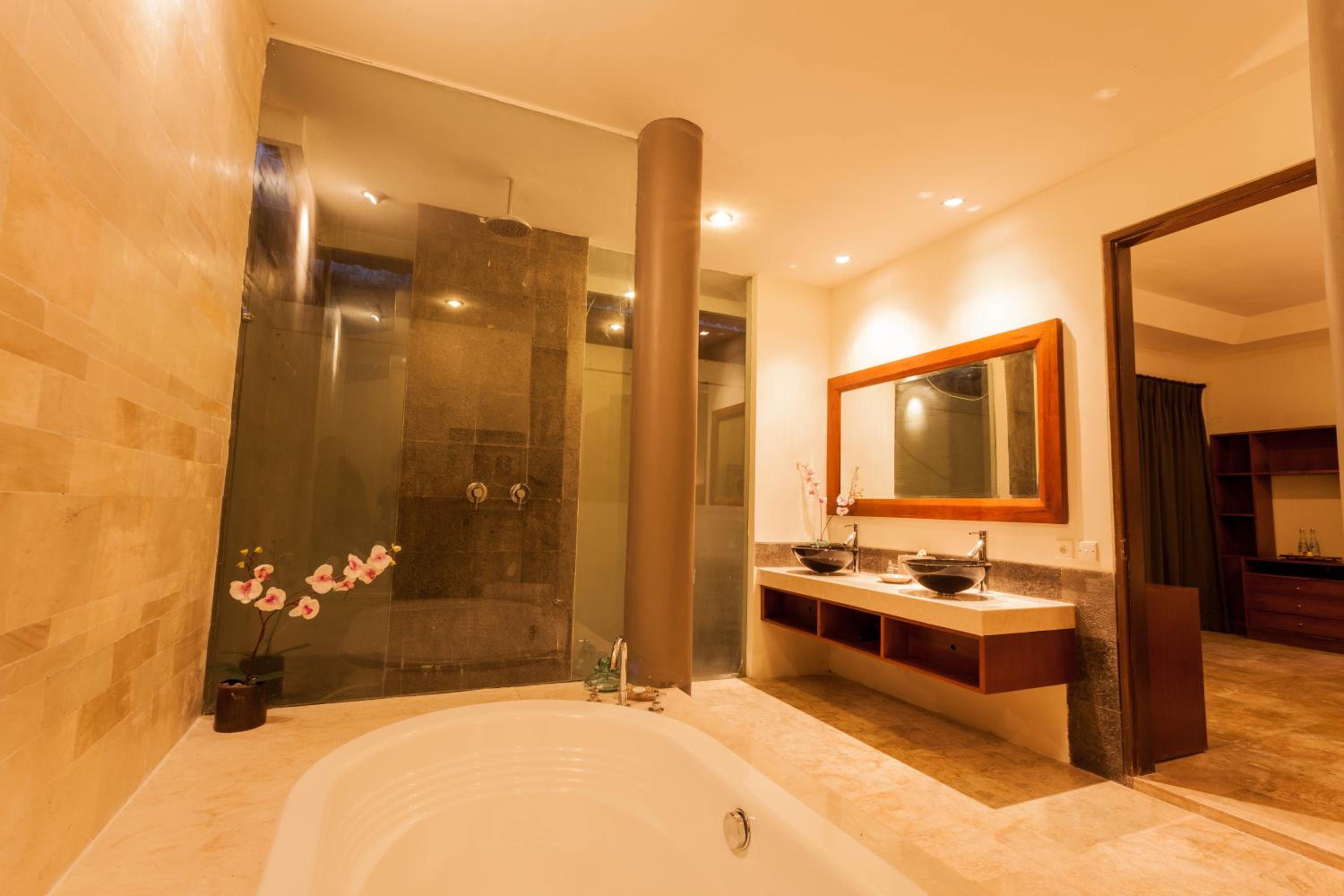 One-Bedroom Villa photo 2