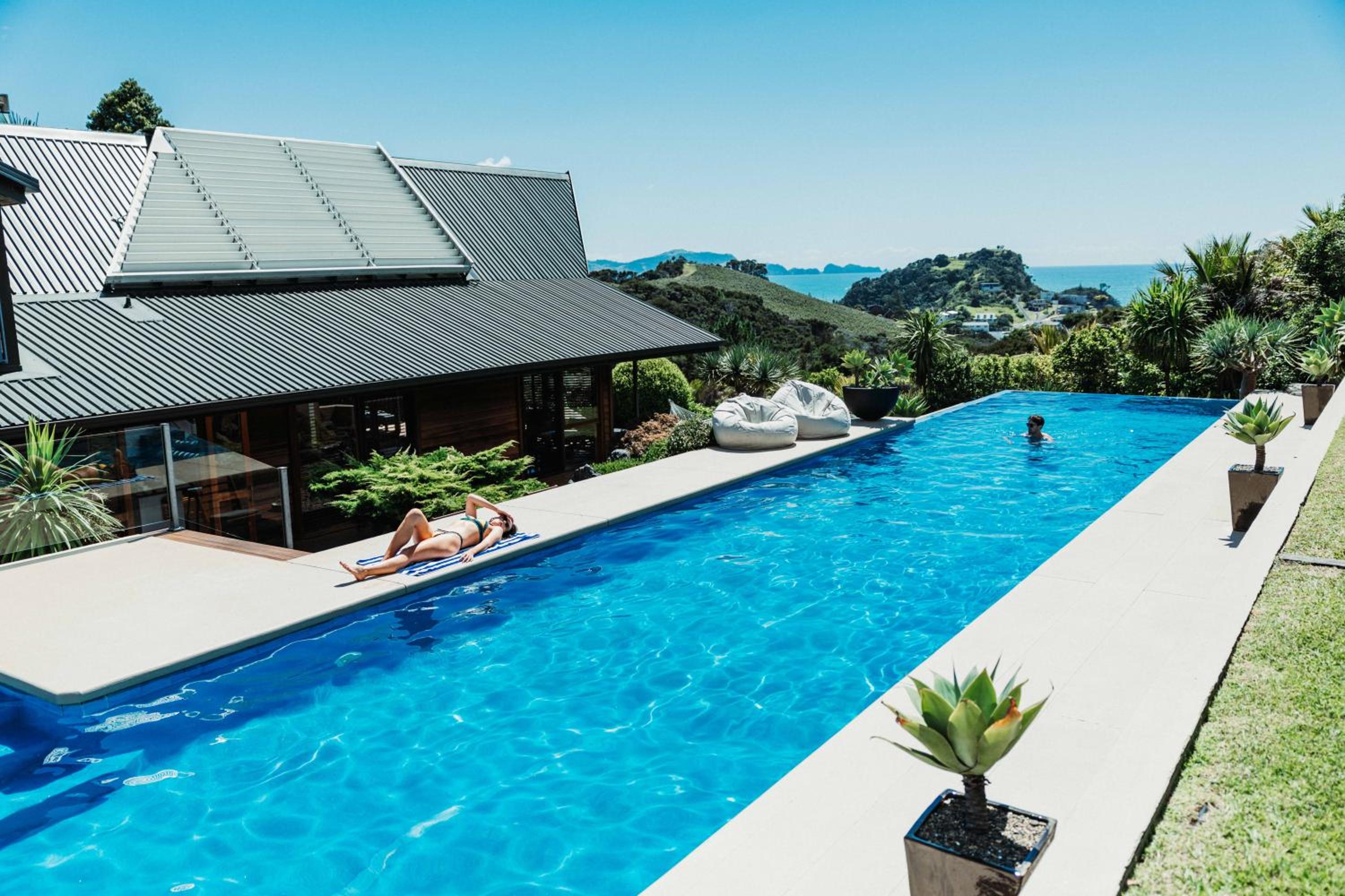 Villa photo 2