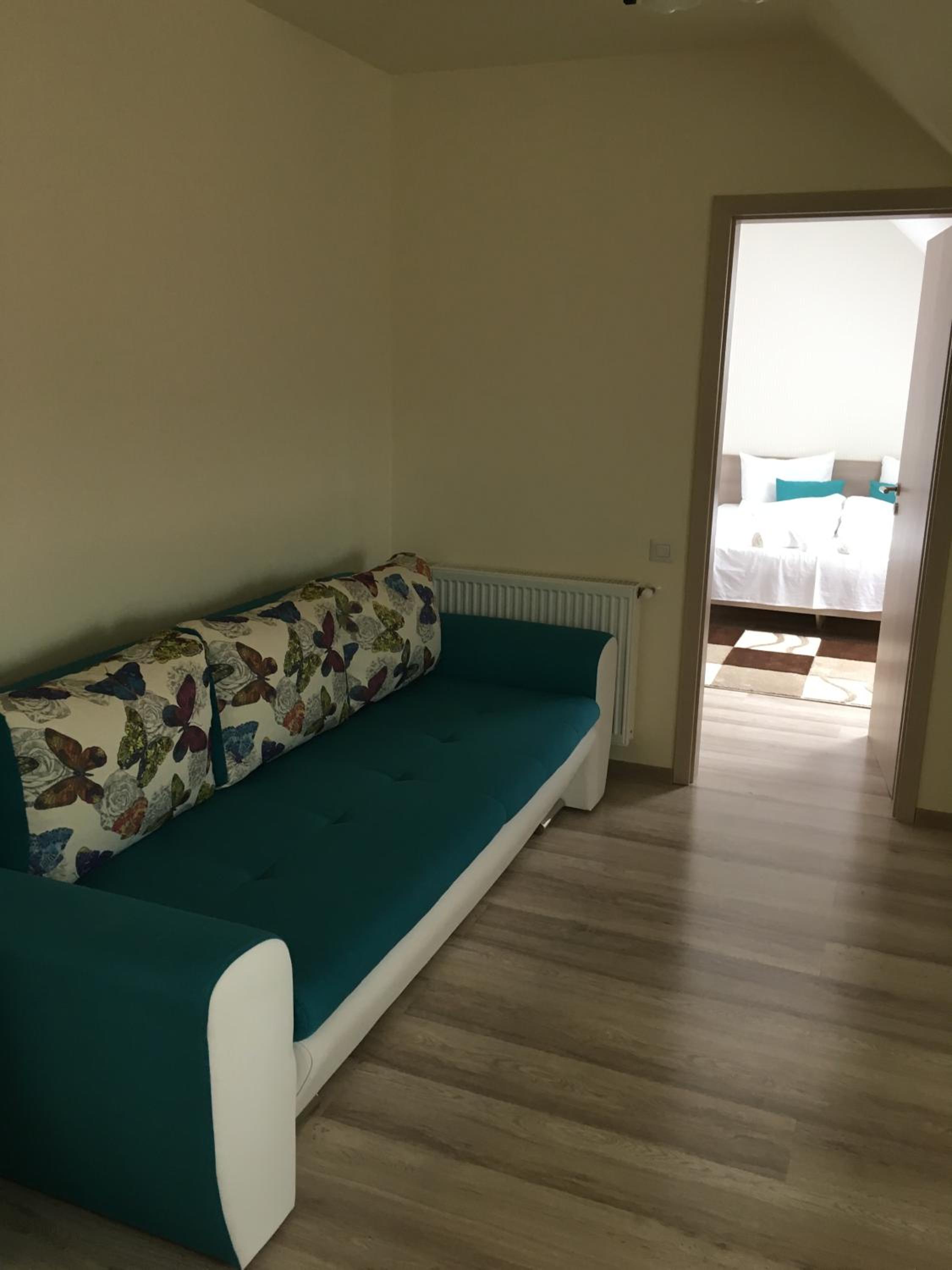 Attic Family Suite - Photo 6