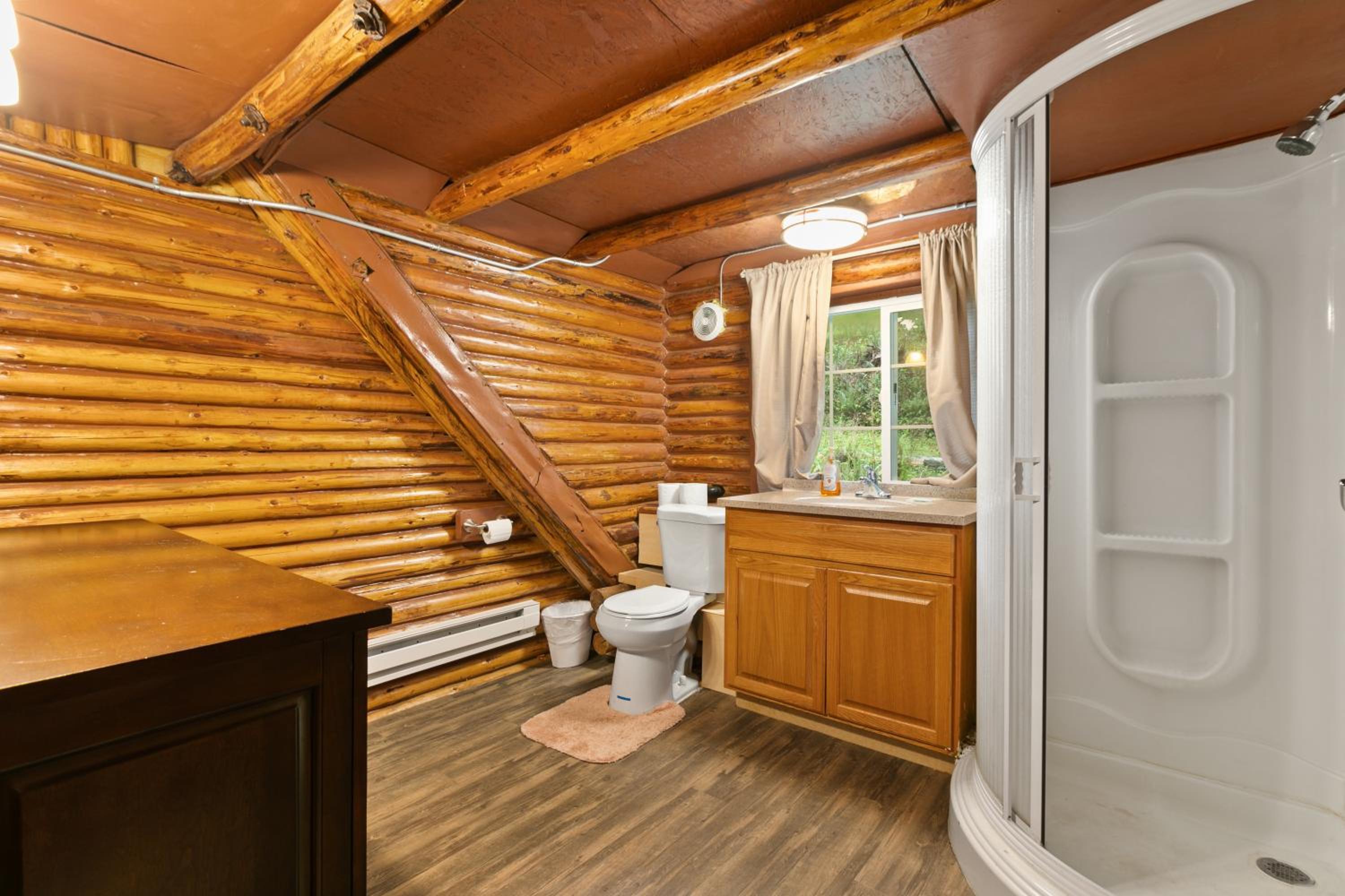 Family Room with Bathroom photo 1