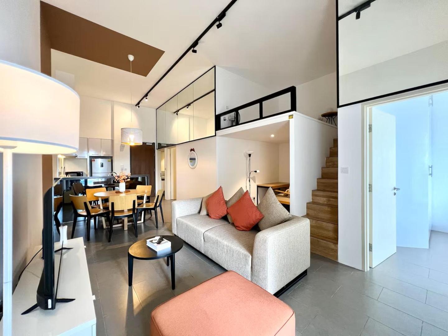 Three-Bedroom Loft Apartment photo 2