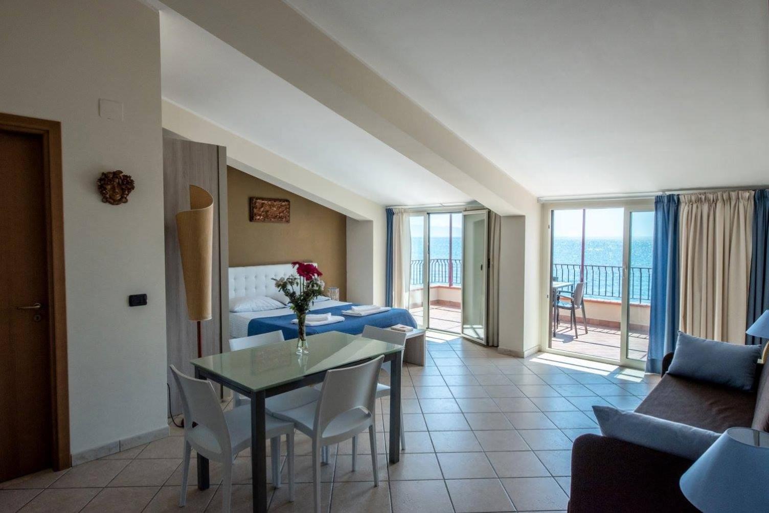 Suite with Sea View photo 1