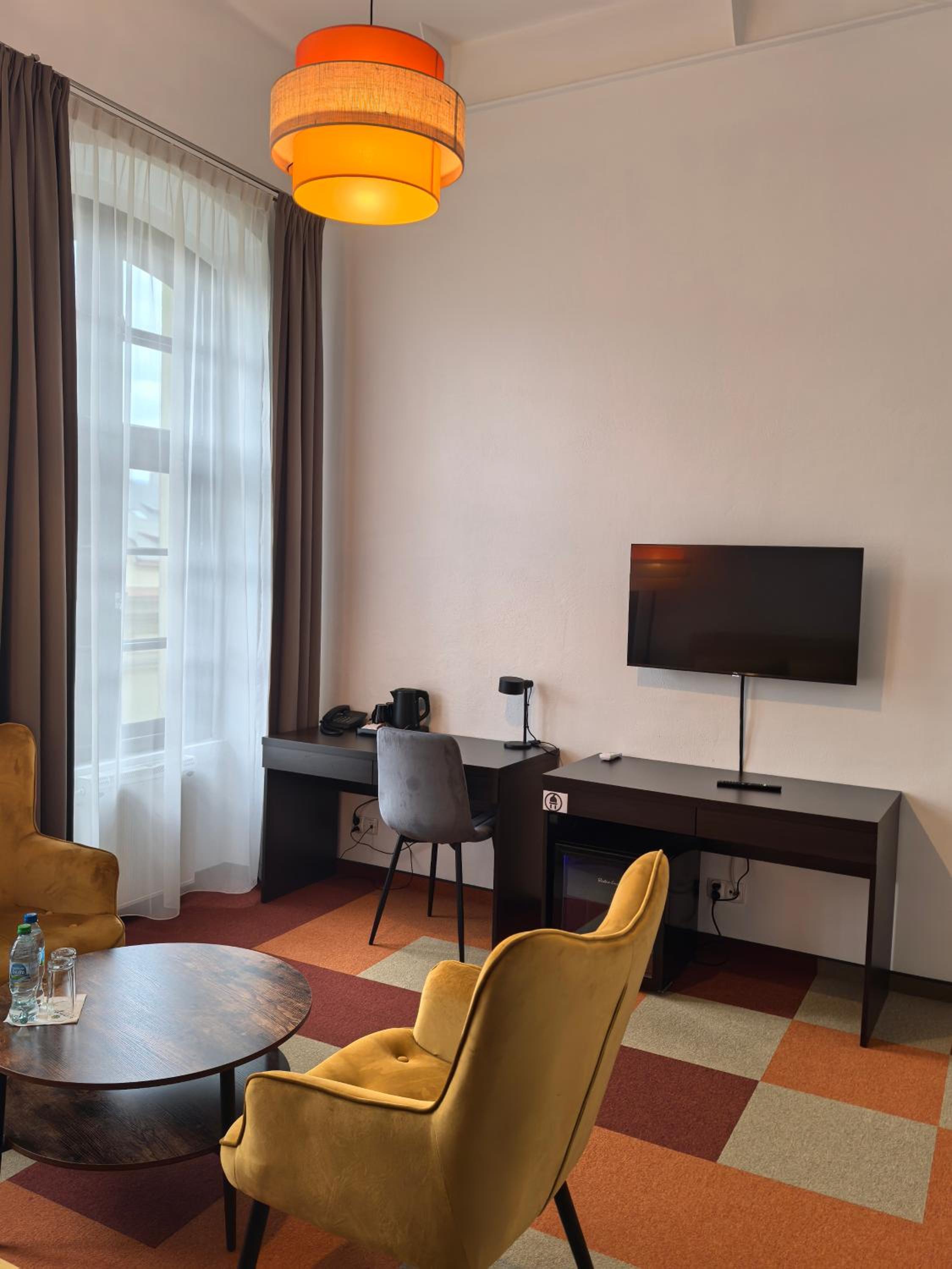 Deluxe Triple Room photo 2
