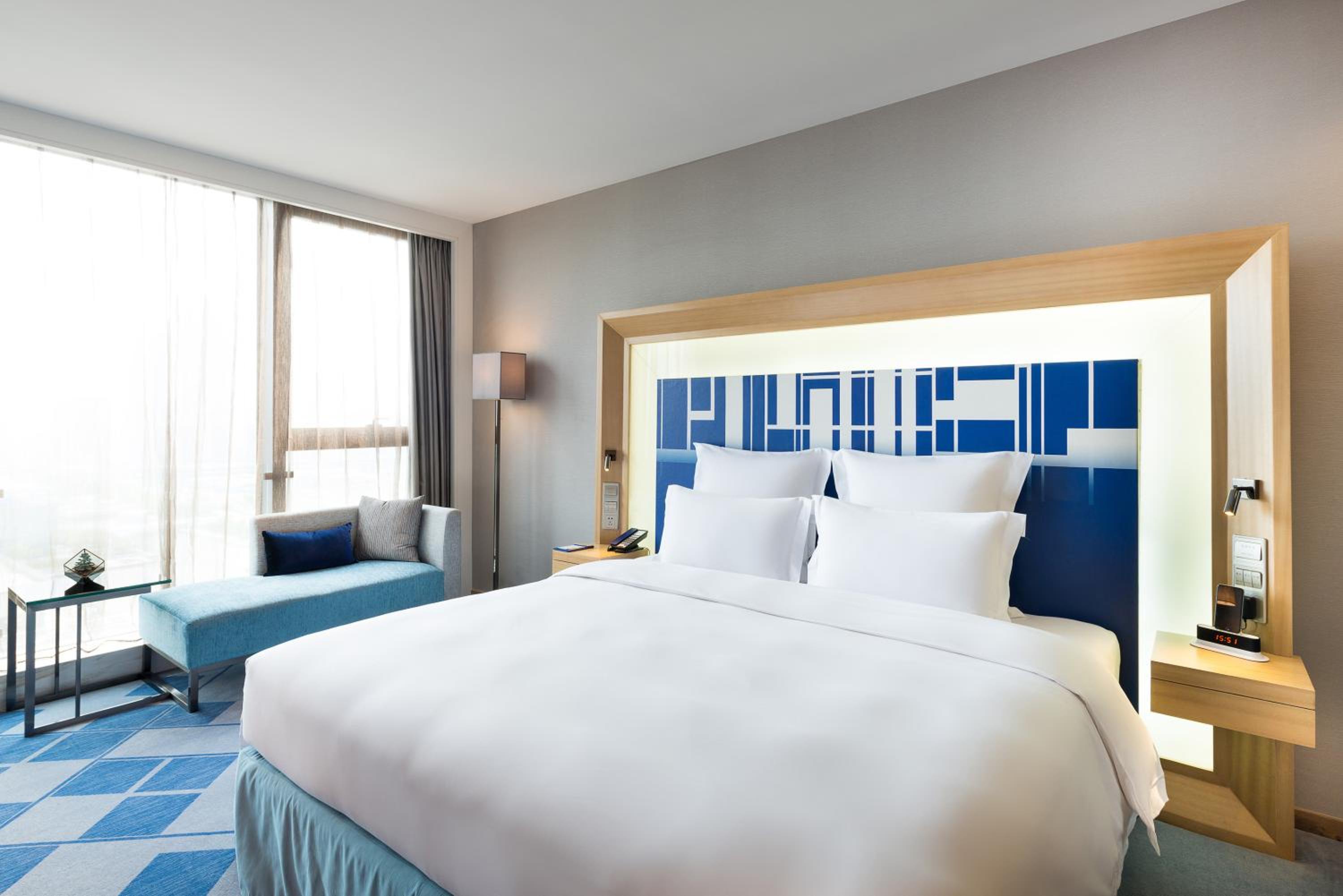 Superior Room with 1 kingsize bed photo 2