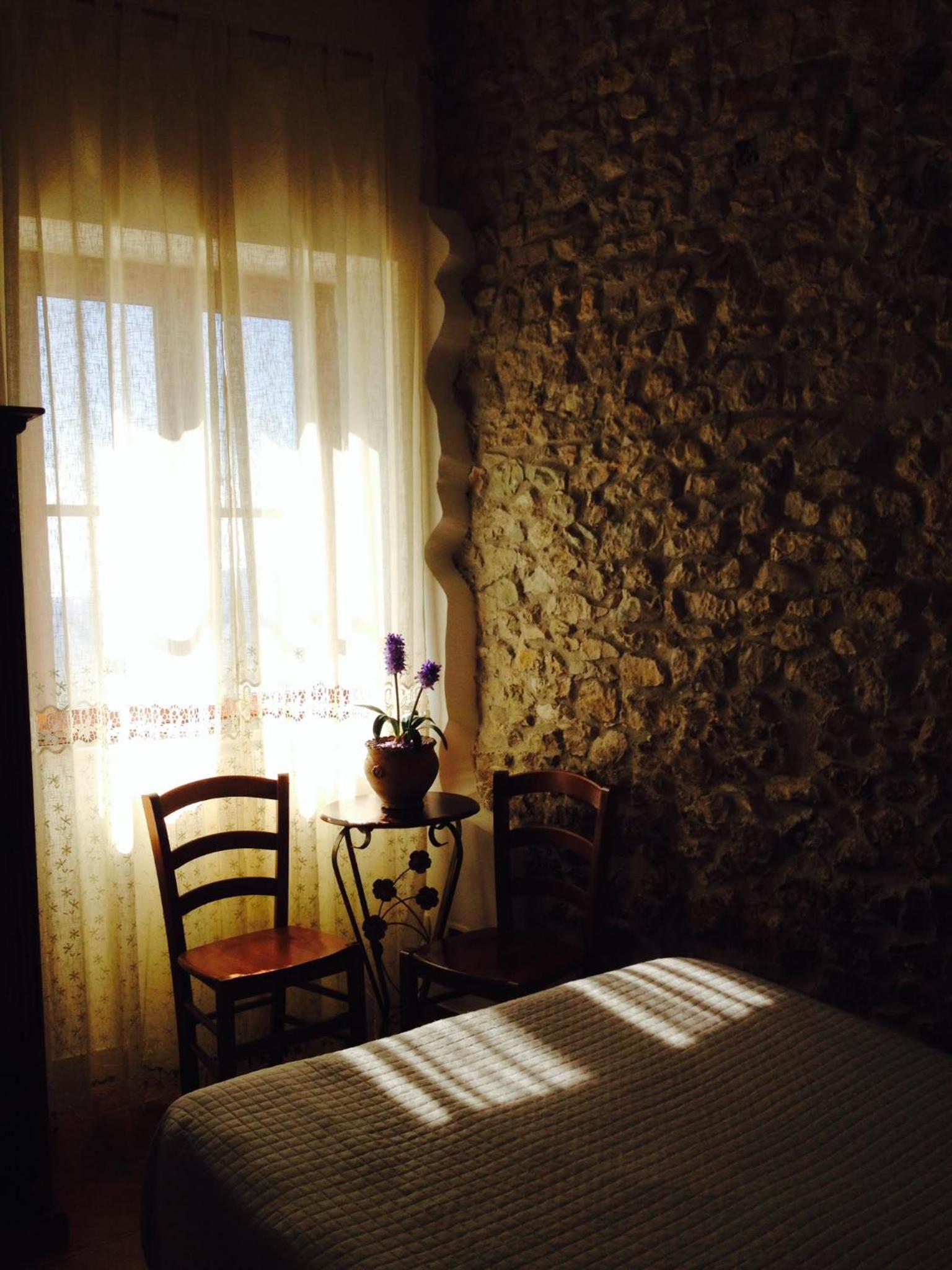 Small Double Room photo 1