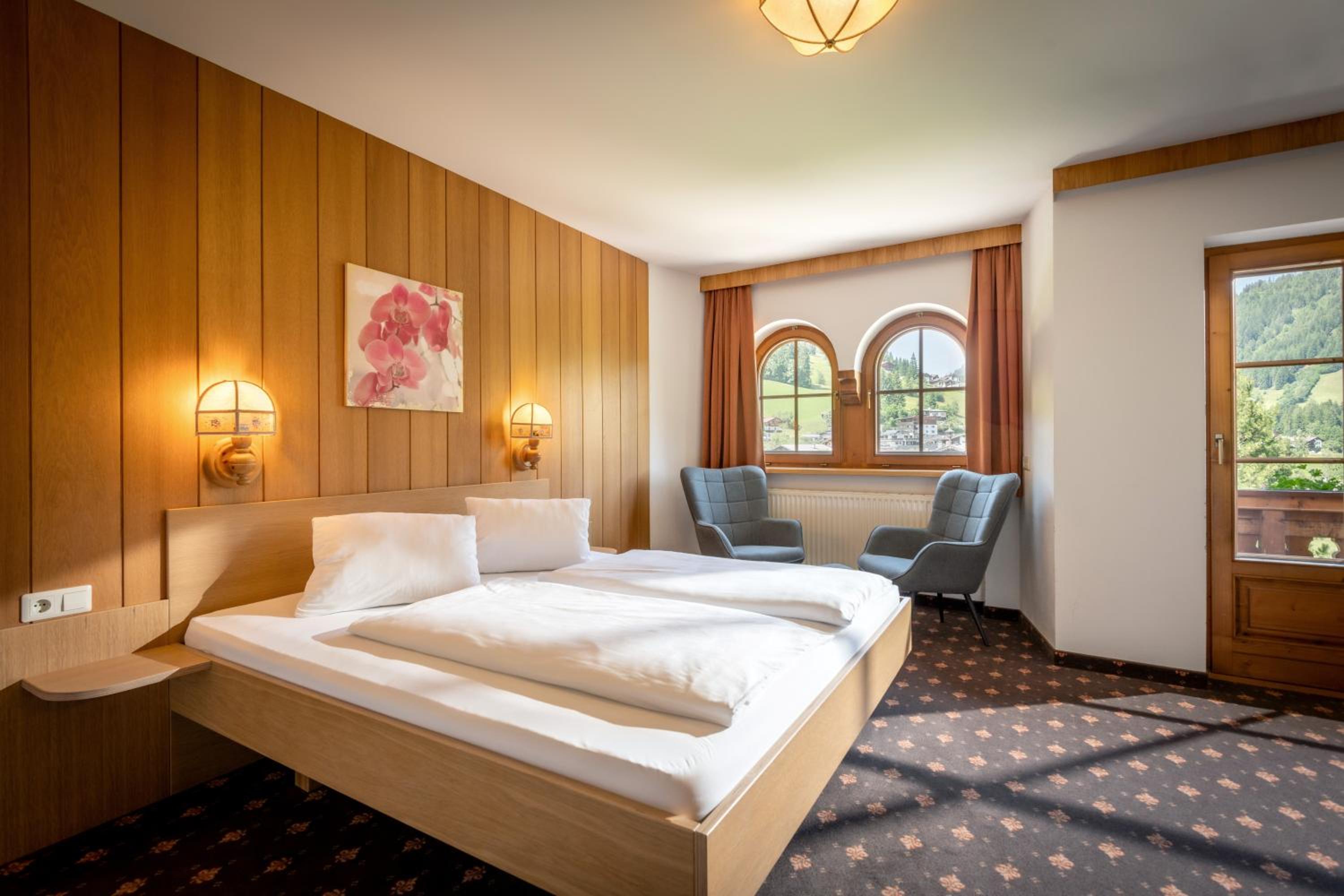 Double Room with Shower