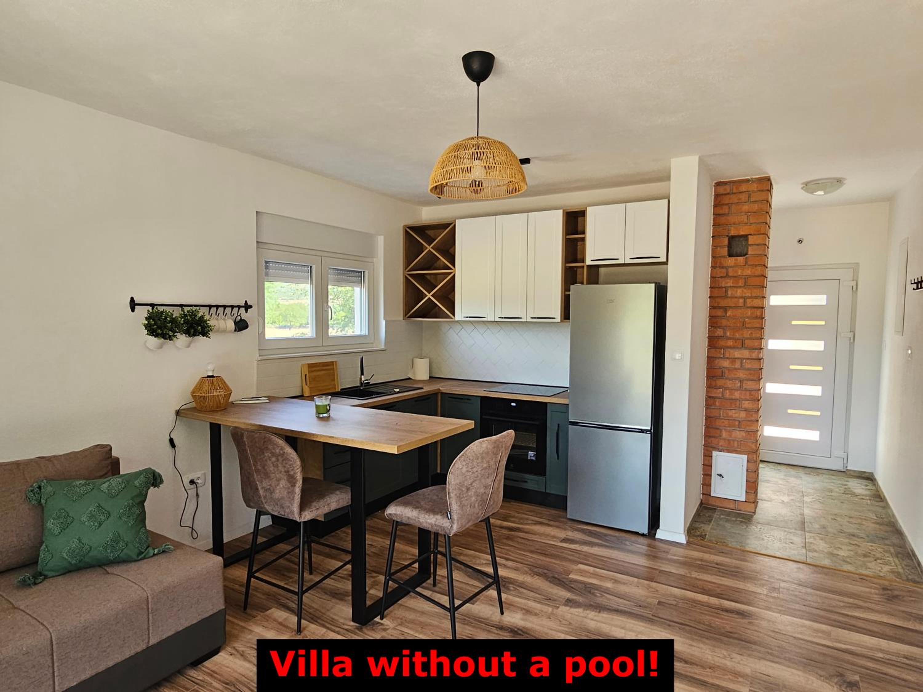 Two-Bedroom Villa - Photo 4